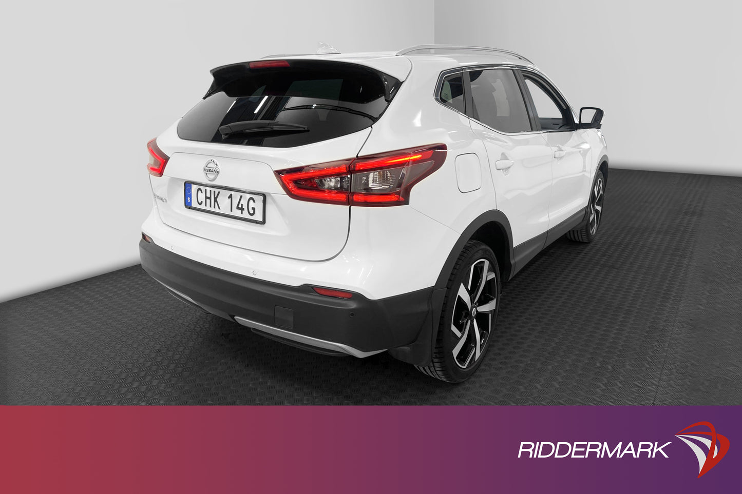 Nissan Qashqai 1.3 DIG-T 140hk Tekna Pano Navi 360 Kamera