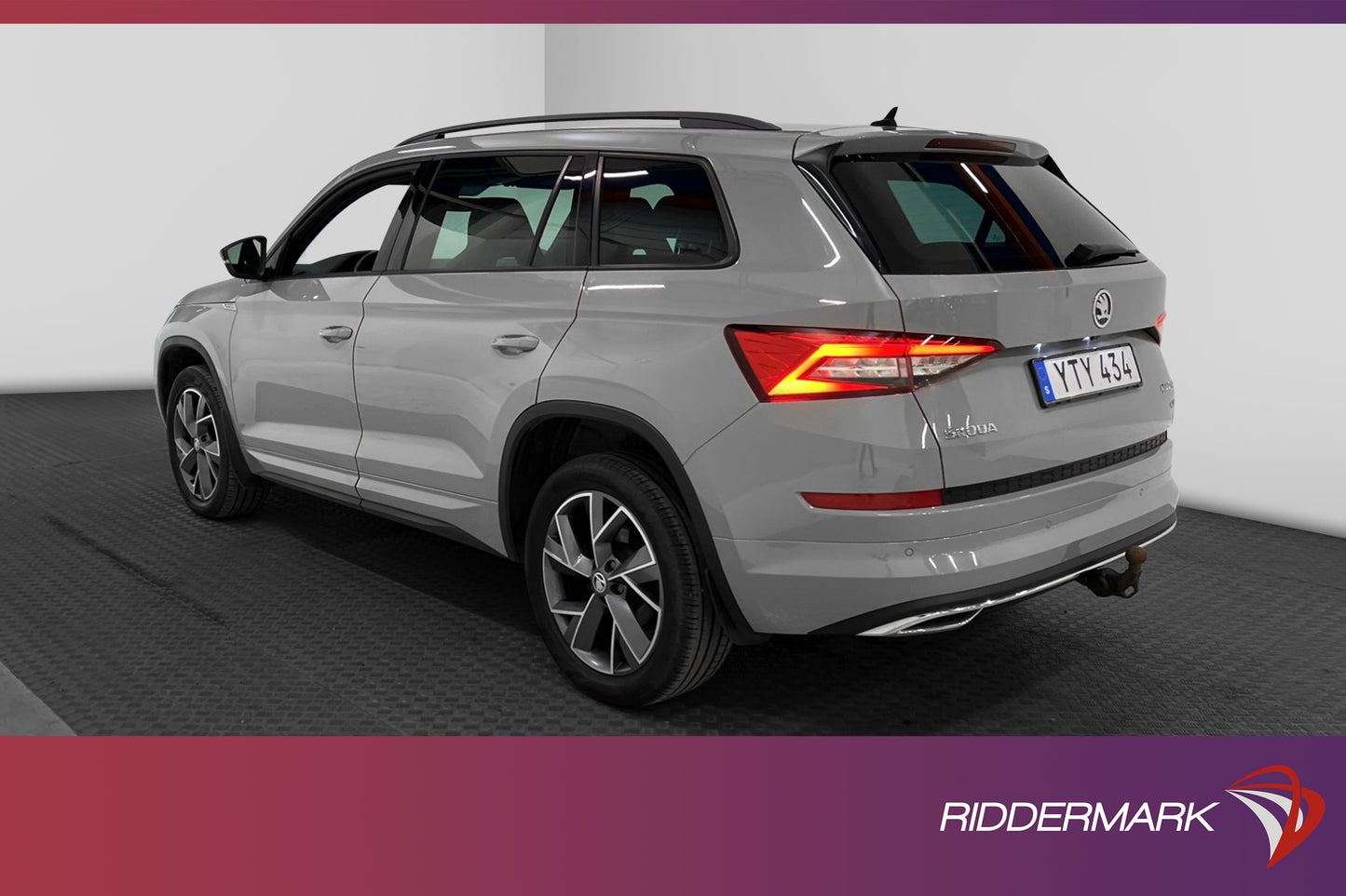 Skoda Kodiaq 2.0 TDI 4x4 SportLine D-Värm B-Kam Drag 7-Sits