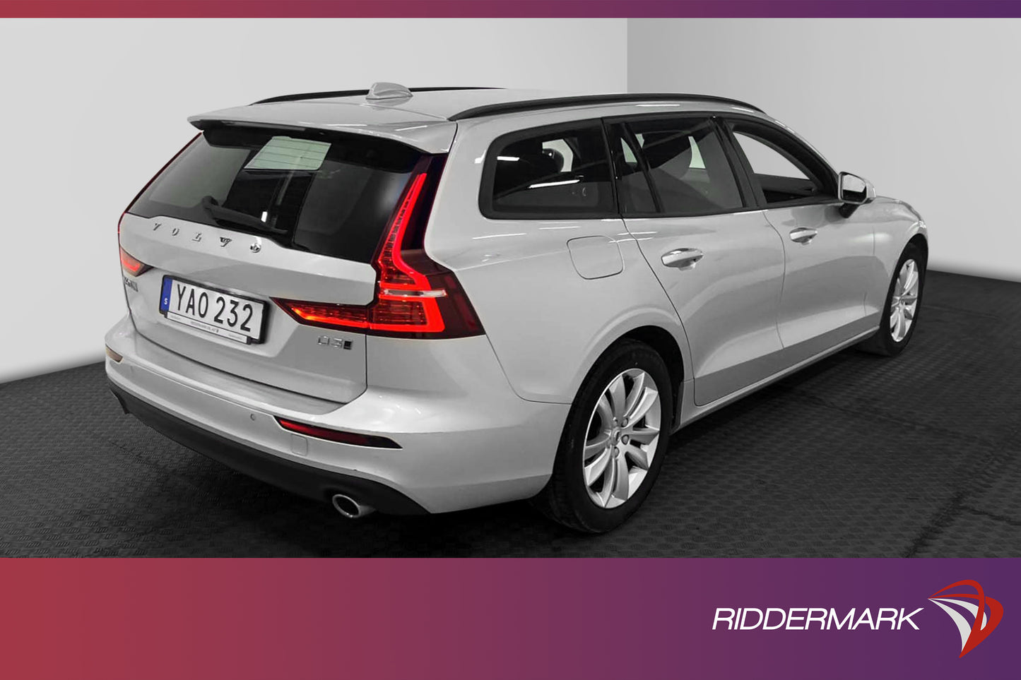 Volvo V60 D3 150hk AWD Momentum D-Värmare VOC B-Kamera Navi