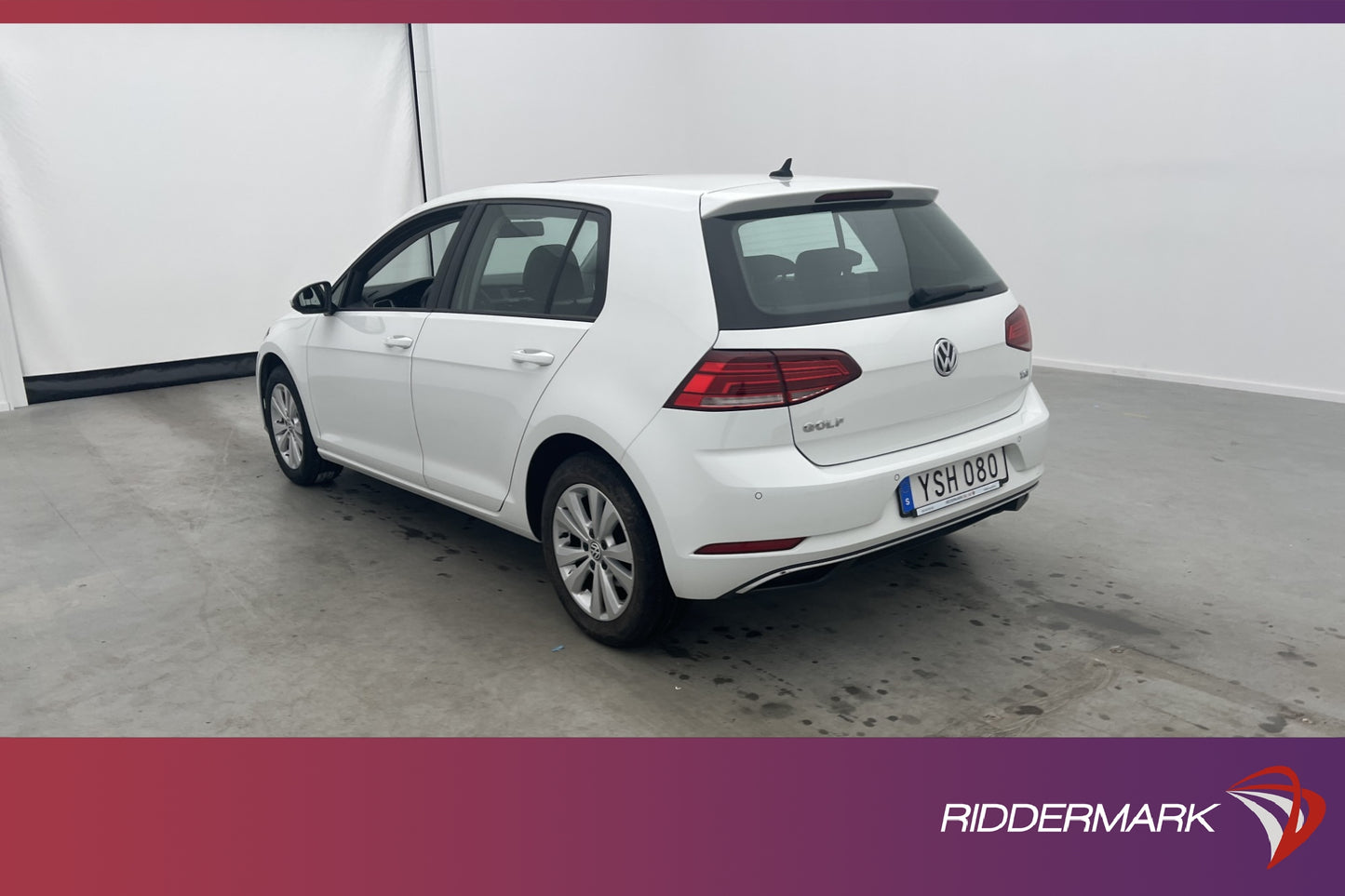 Volkswagen Golf 1.0 TSI 110hk Pano Sensorer Välservad