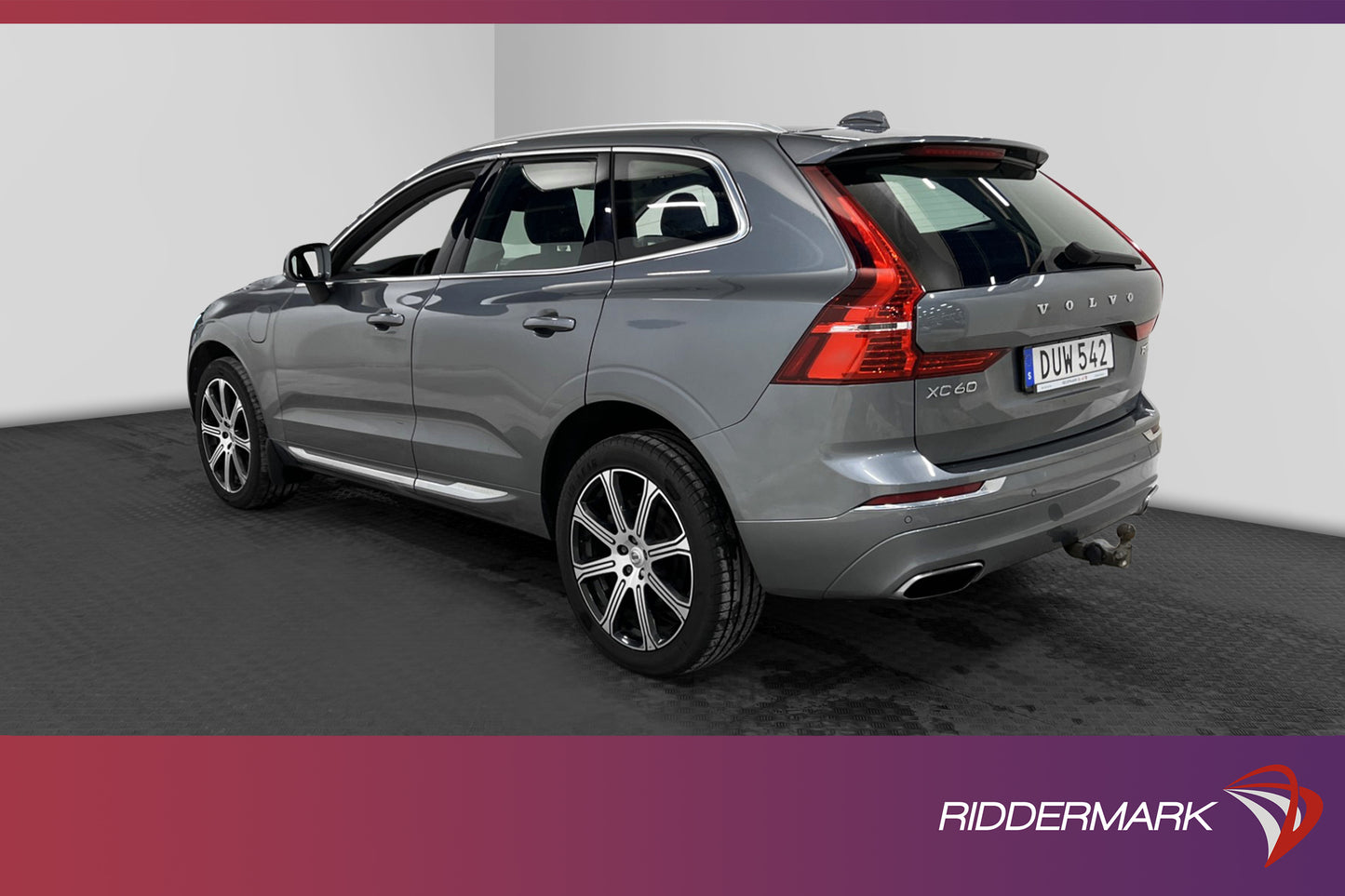 Volvo XC60 T8 TwEn AWD Inscription Pano B&W 360° Luftfj MOMS