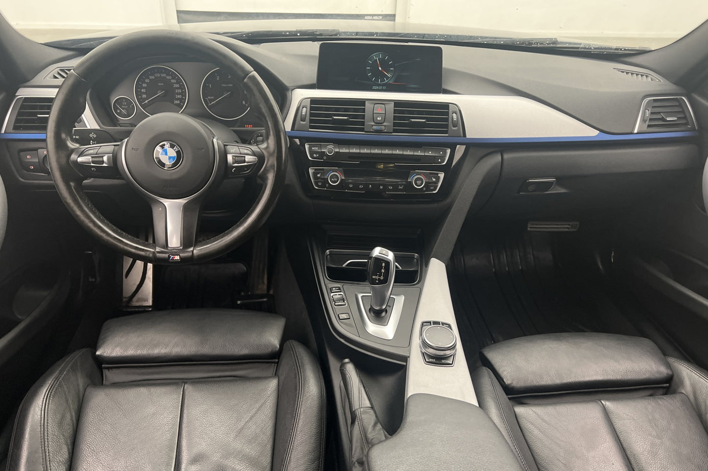 BMW 320 d xDrive Touring M Sport HiFi Navi Skinn Välservad