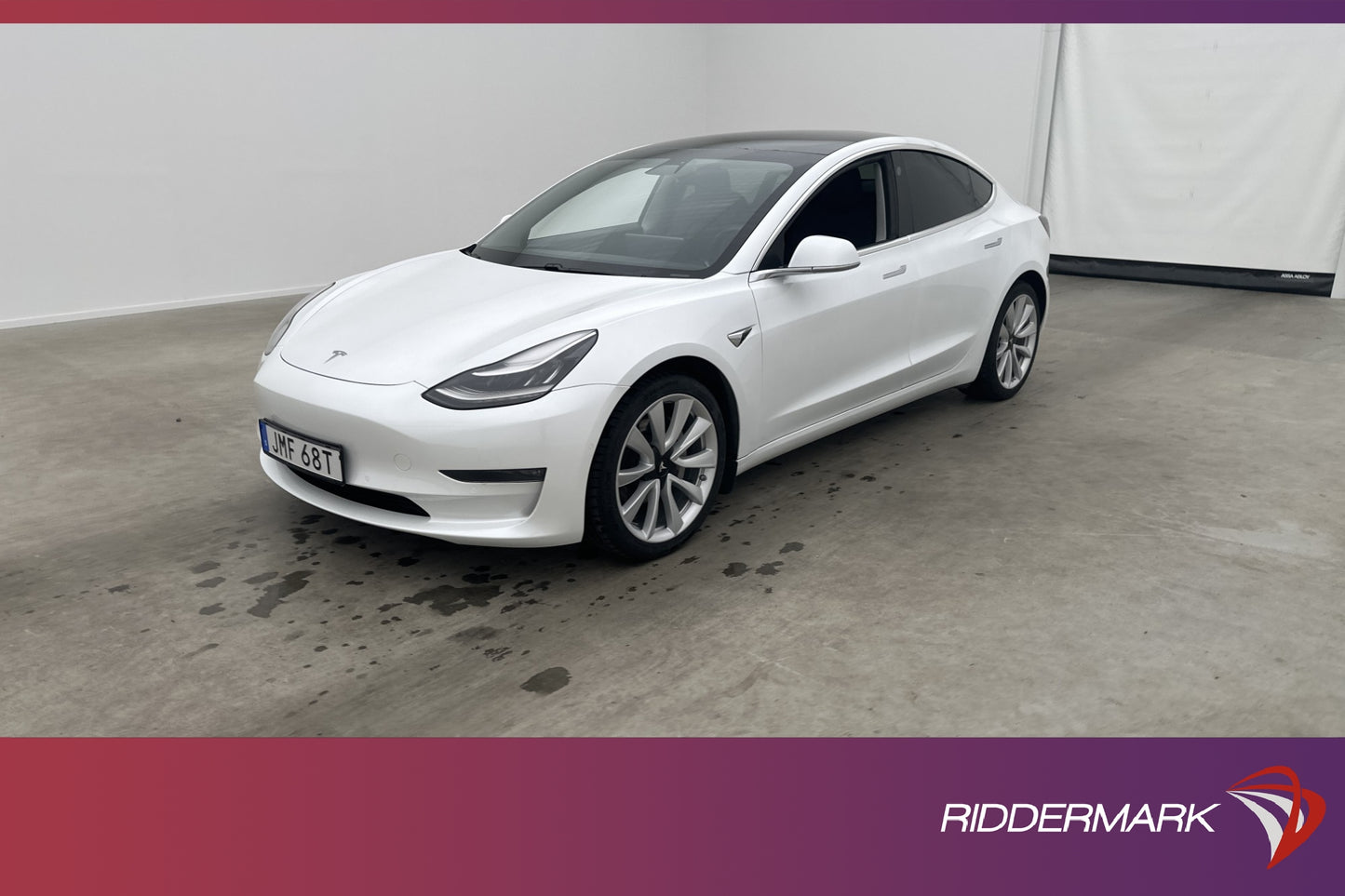 Tesla Model 3 Long Range AWD 440hk En-brukare Svensksåld