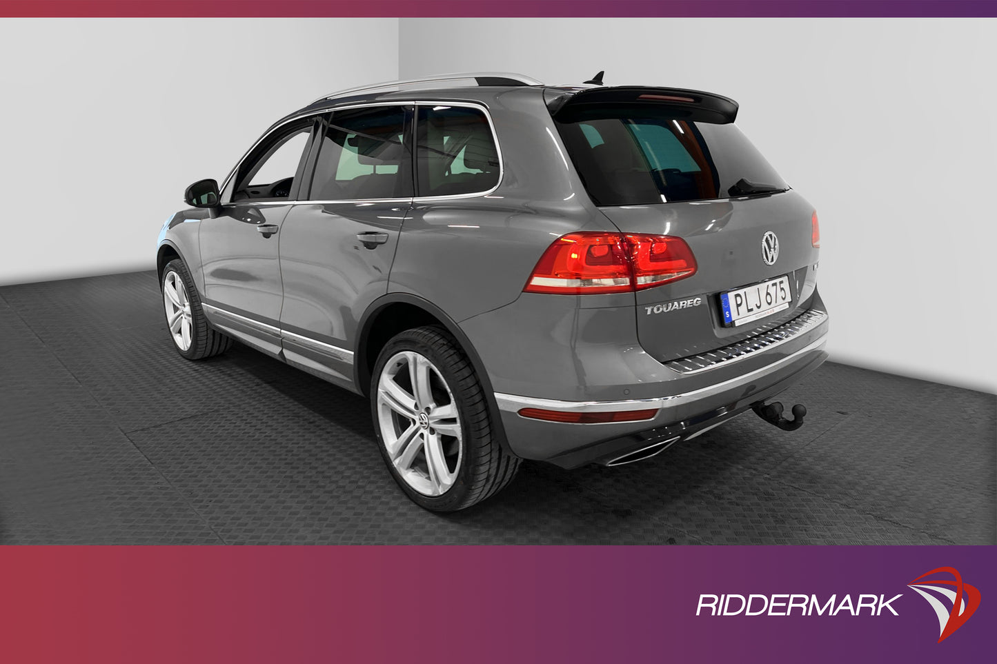 Volkswagen Touareg TDI 4M 204hk R-Line Värmare Skinn Drag