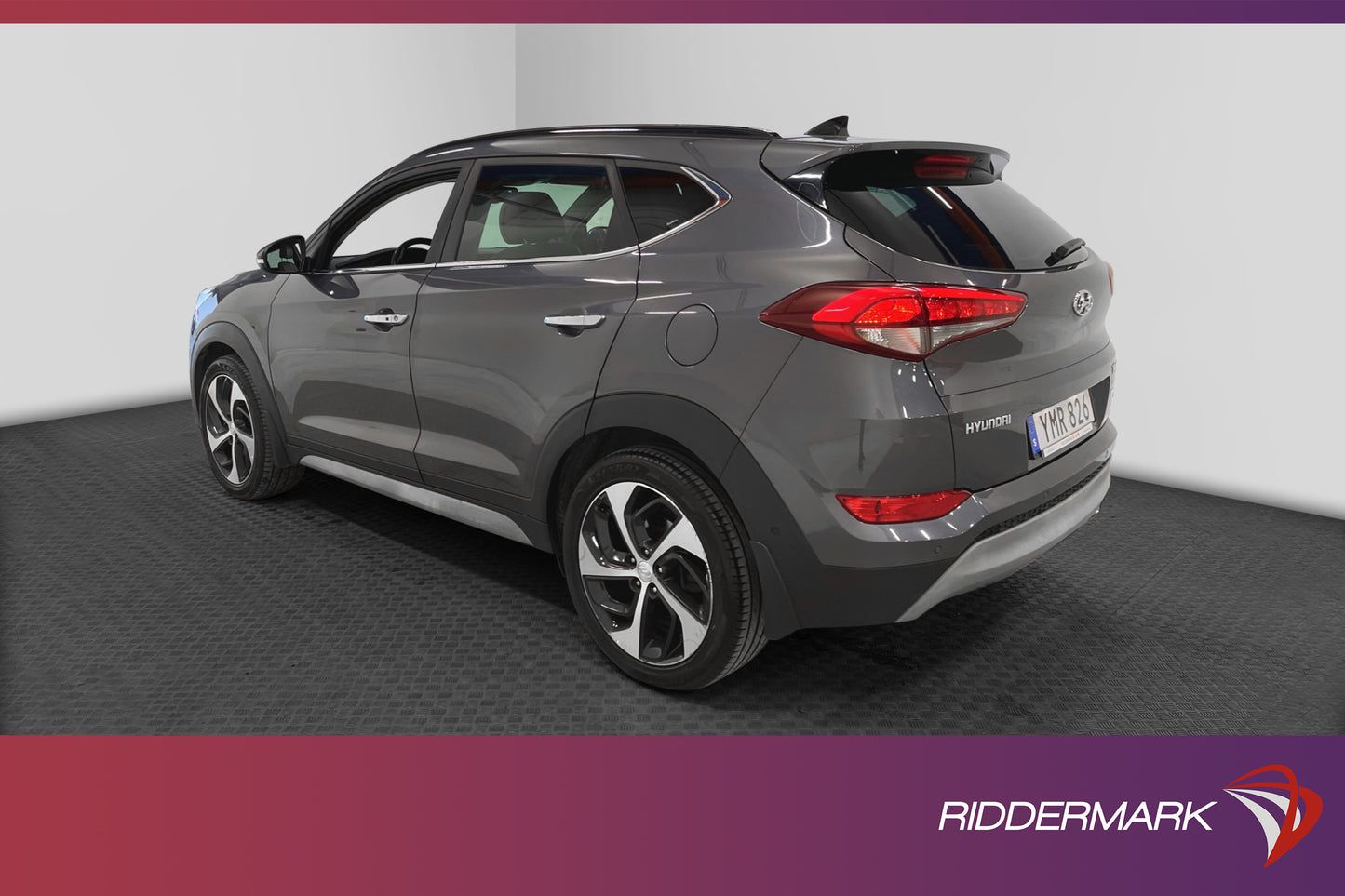 Hyundai Tucson 1.6 T-GDI 4WD Kamera M-Värm Pano Navi