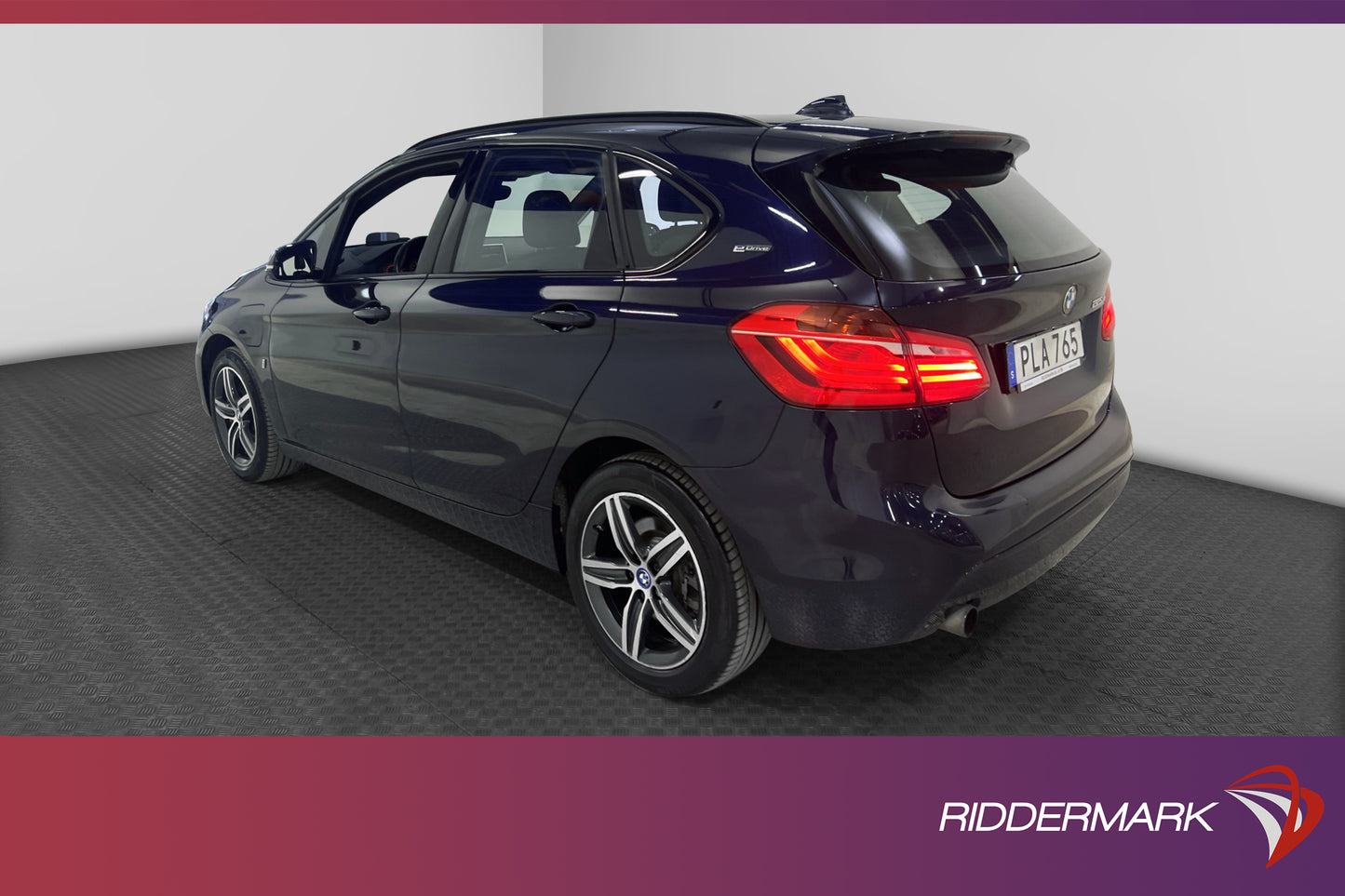 BMW 225xe Active Tourer 224hk Sport line Backkamera Skinn