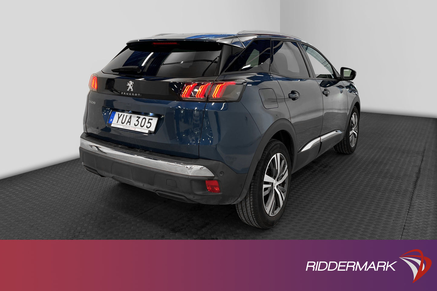 Peugeot 3008 SUV 1.2 130hk Allure Kamera Navi PDC Välservad