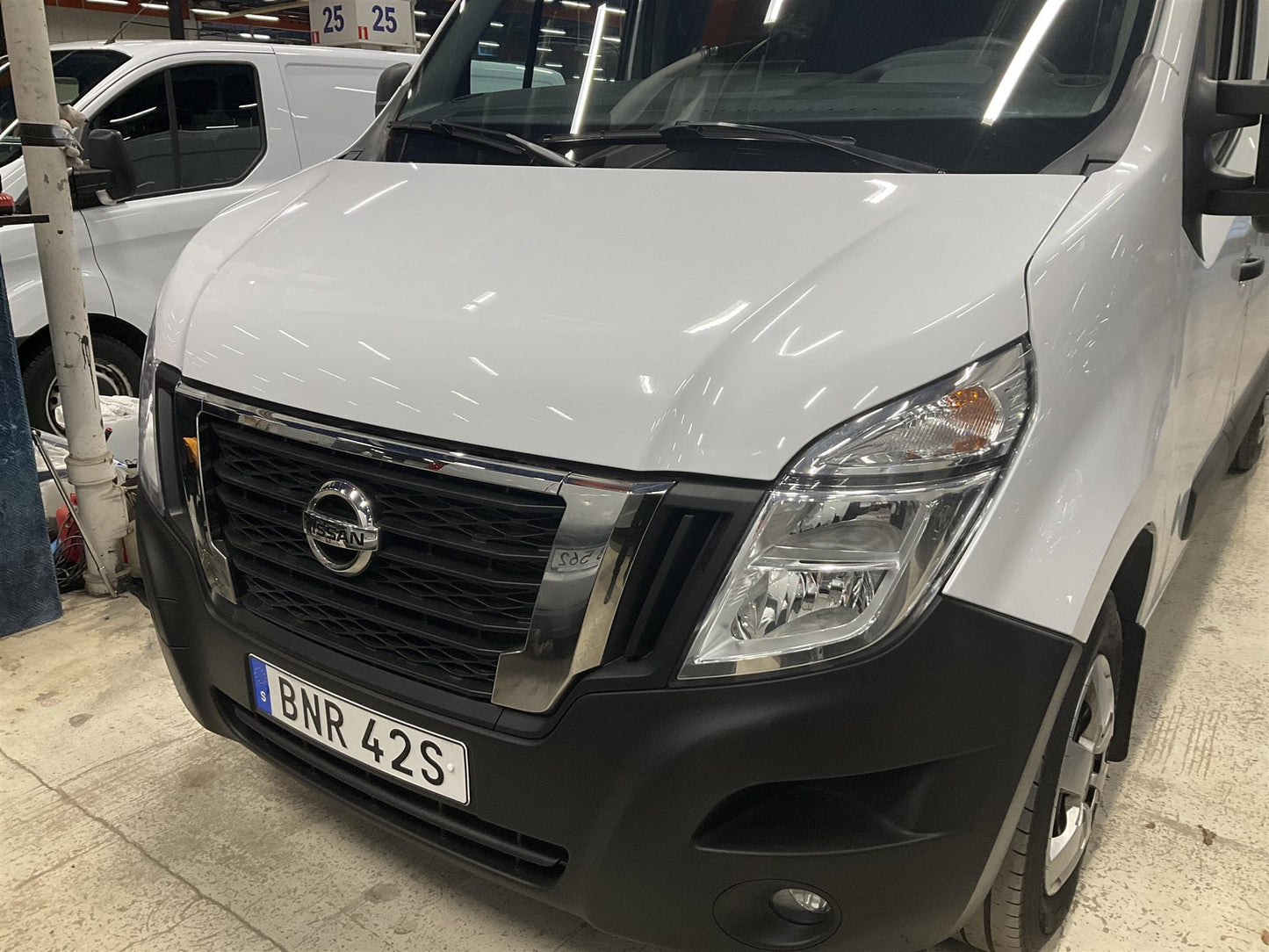 Nissan NV400 2.3dCi Automat L2H2 Kamera Drag Värmare Moms