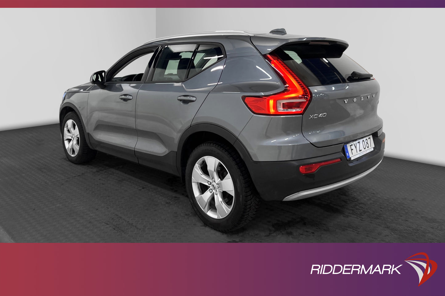 Volvo XC40 D3 AWD 150hk Momentum Värm VOC Pano Skinn Navi