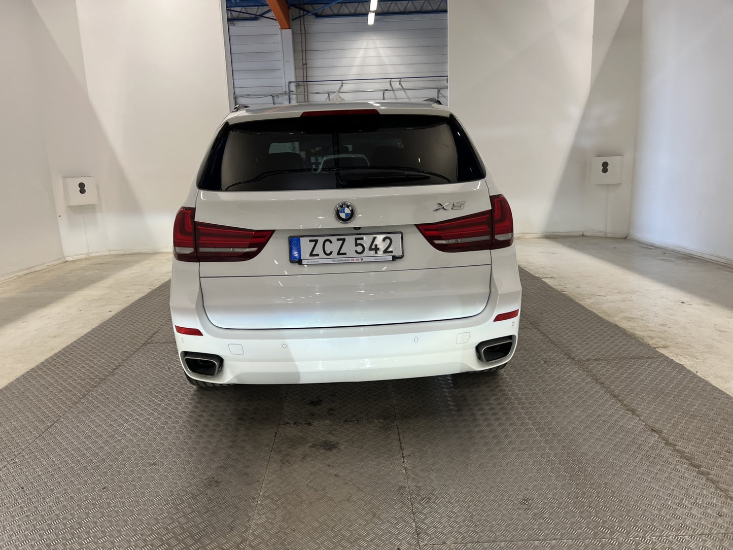 BMW X5 xDrive40d 313hk M Sport Skinn Pano H/K Navi Värmare