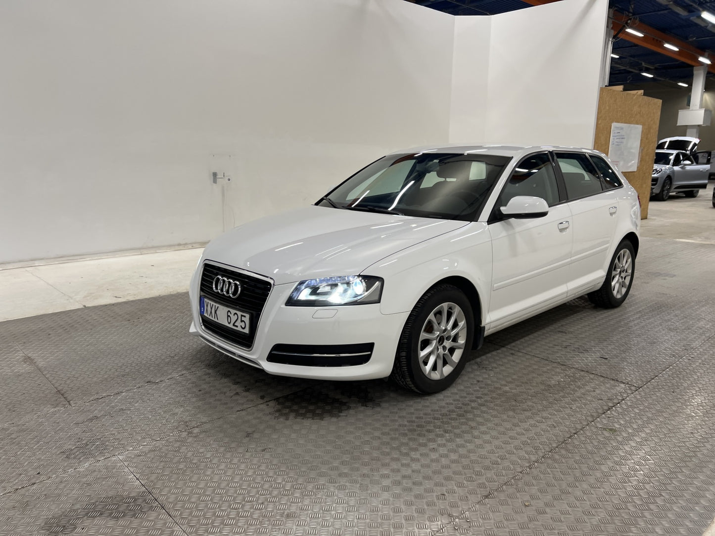 Audi A3 1.2 TFSI 105hk Attraction Värmare Sensorer Välservad