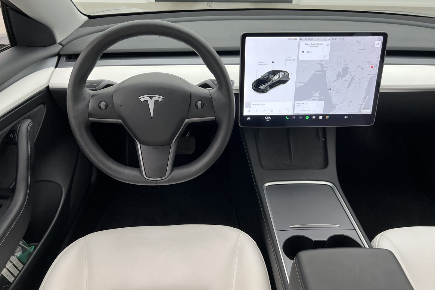 Tesla Model 3 Long Range AWD 440hk En-Bruk Autopilot Sv-Såld