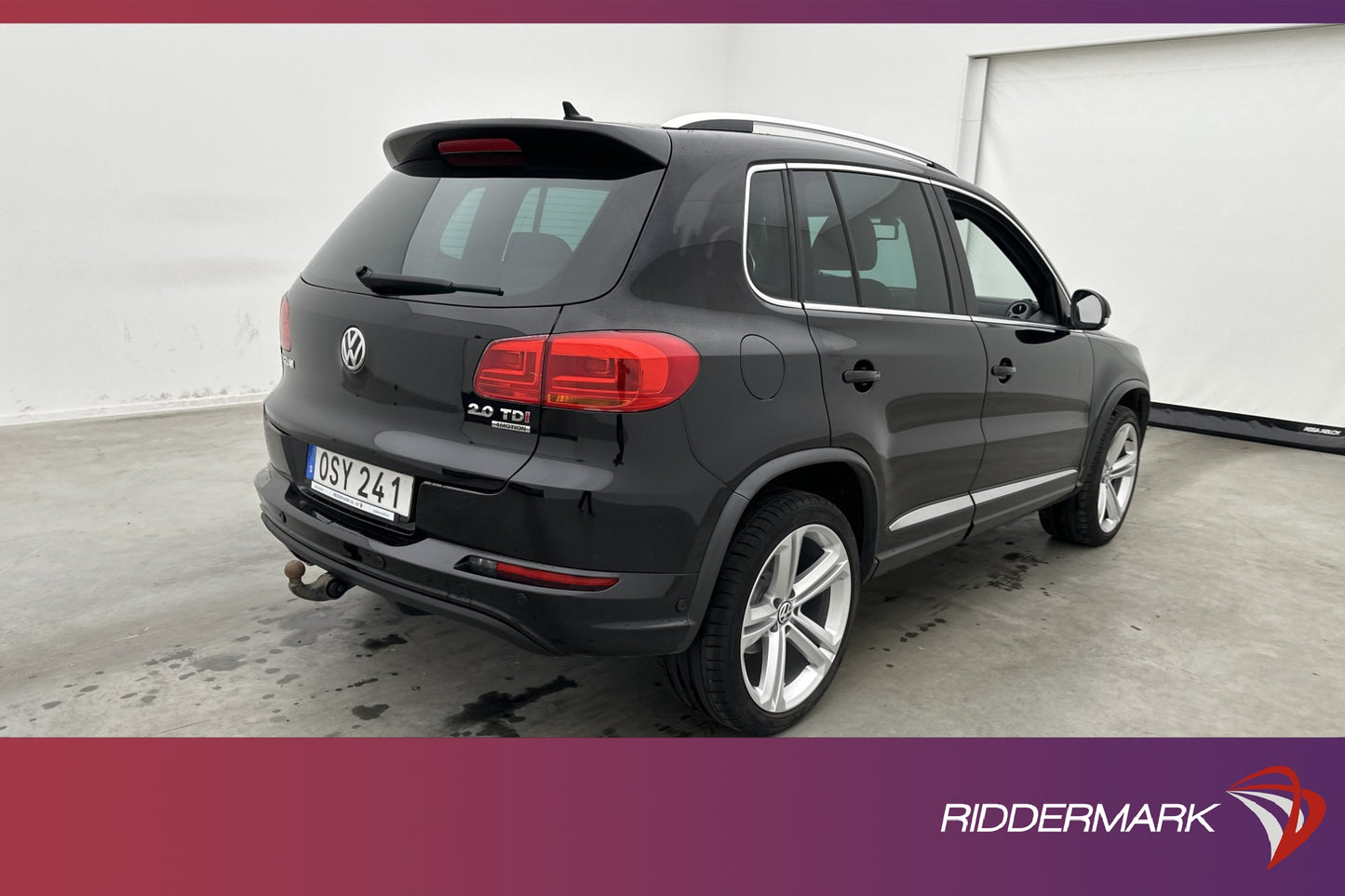 Volkswagen Tiguan 2.0 TDI 4M 177hk R-Line Värmar Kamera Drag