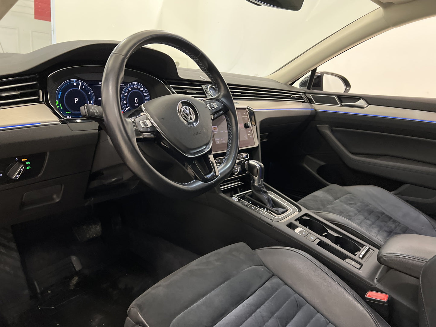 Volkswagen Passat GTE 218hk Executive Värm Cockpit Drag