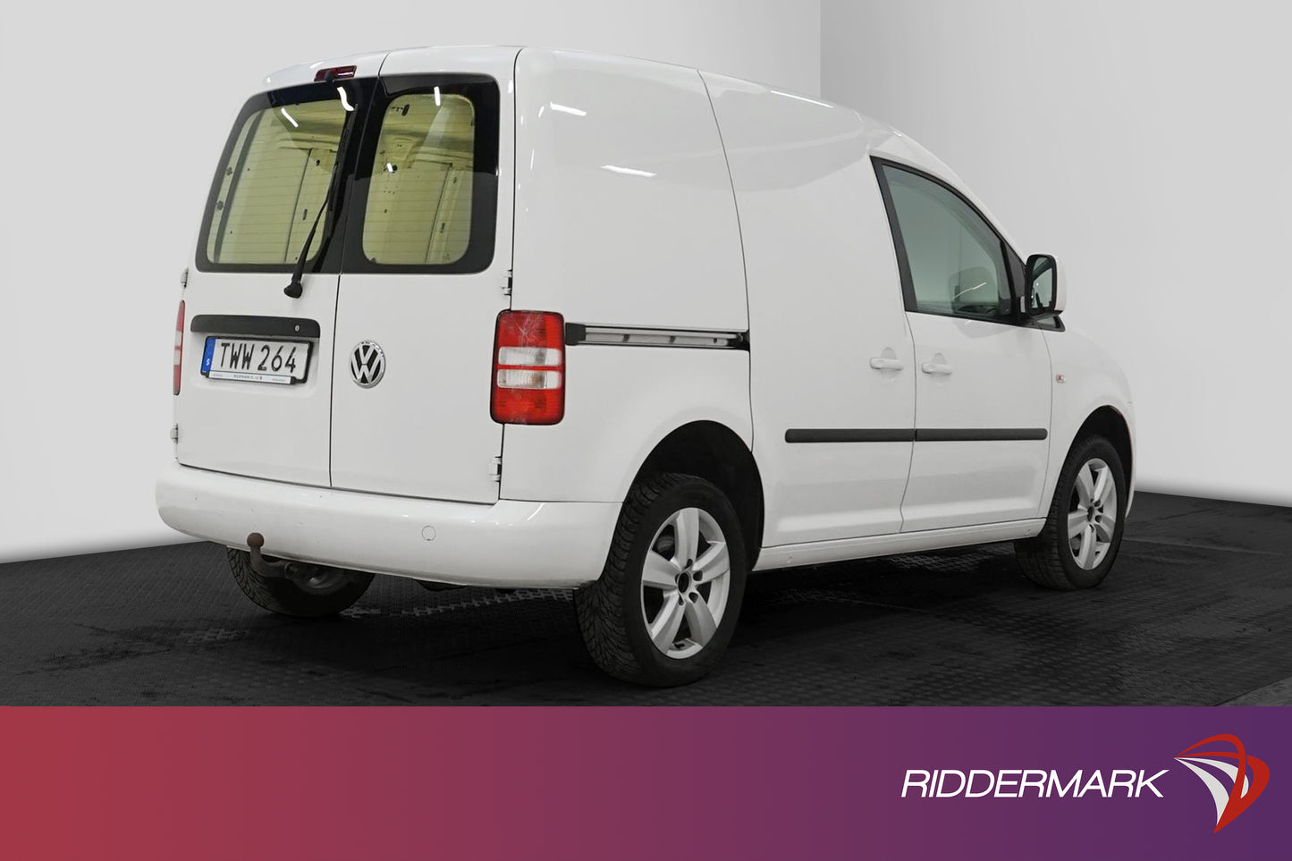 Volkswagen Caddy 2.0TDI DSG 4Motion 140hk Värmare Dragkrok