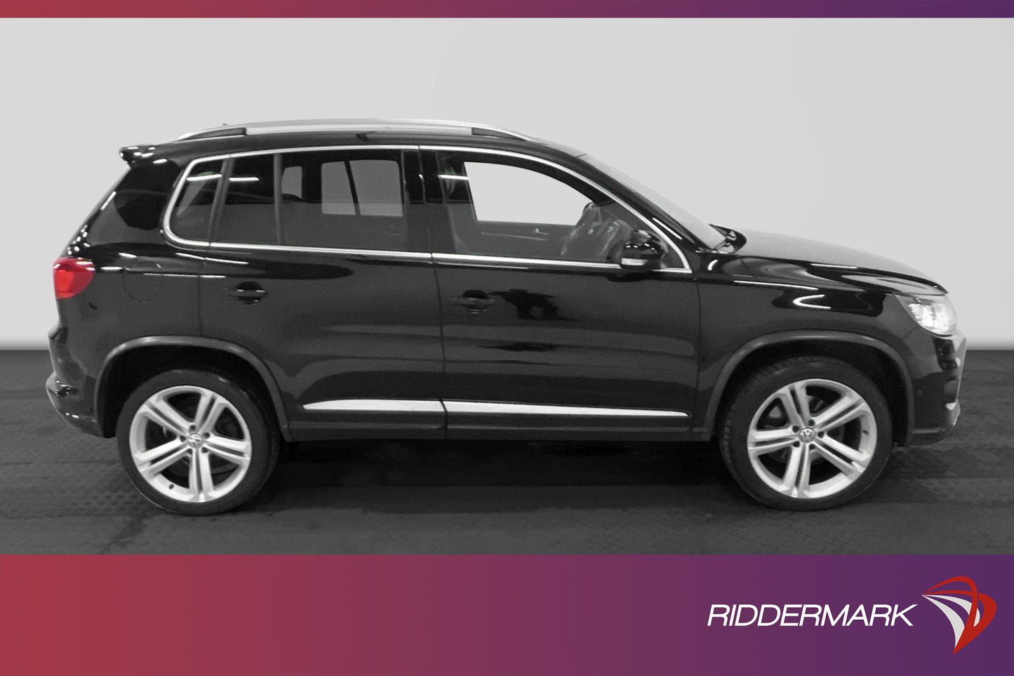 Volkswagen Tiguan TDI 4M 184hk R-Line Värmare Pano Kamera