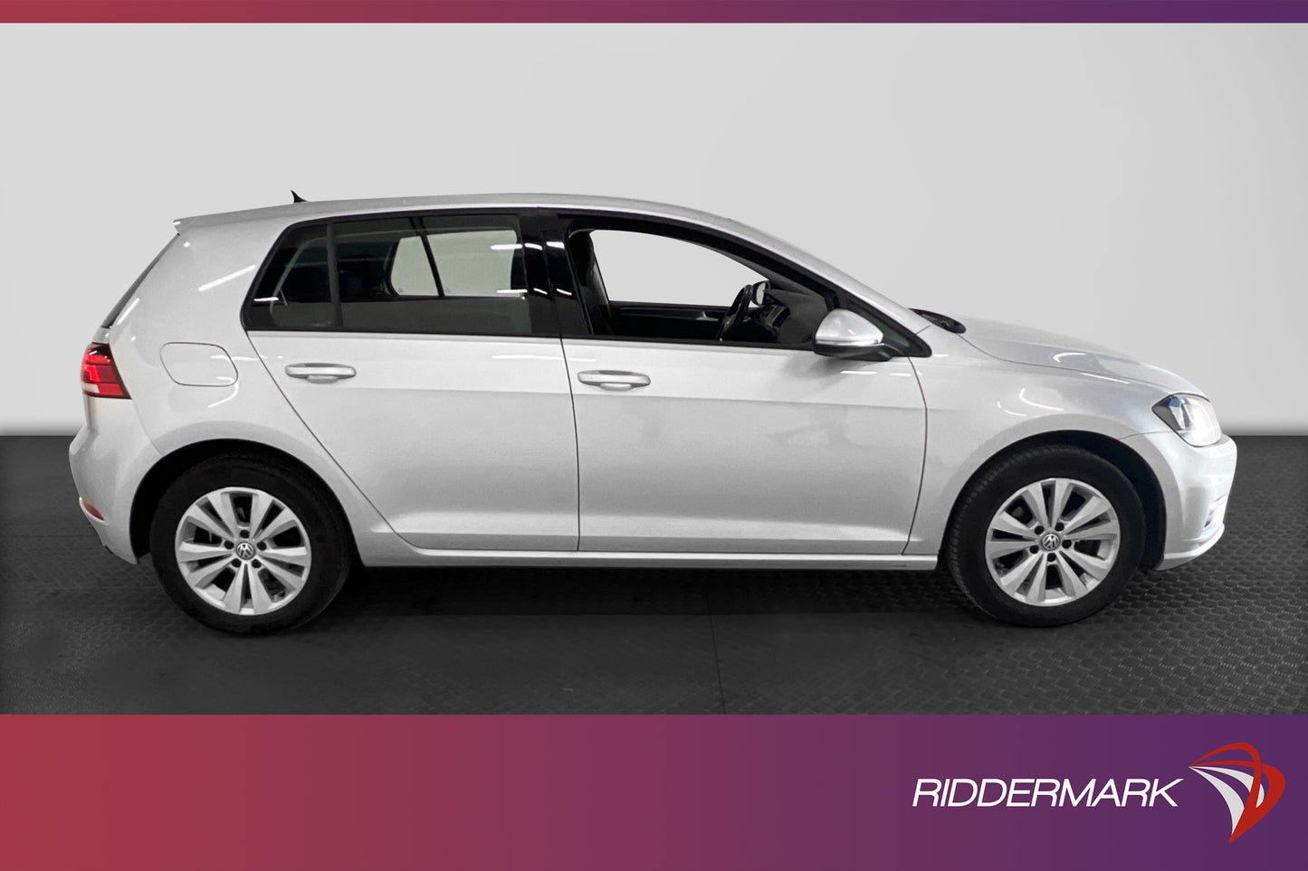 Volkswagen Golf 1.0 TSI 110hk 5-dörrar Nyservad 0.41l/mil