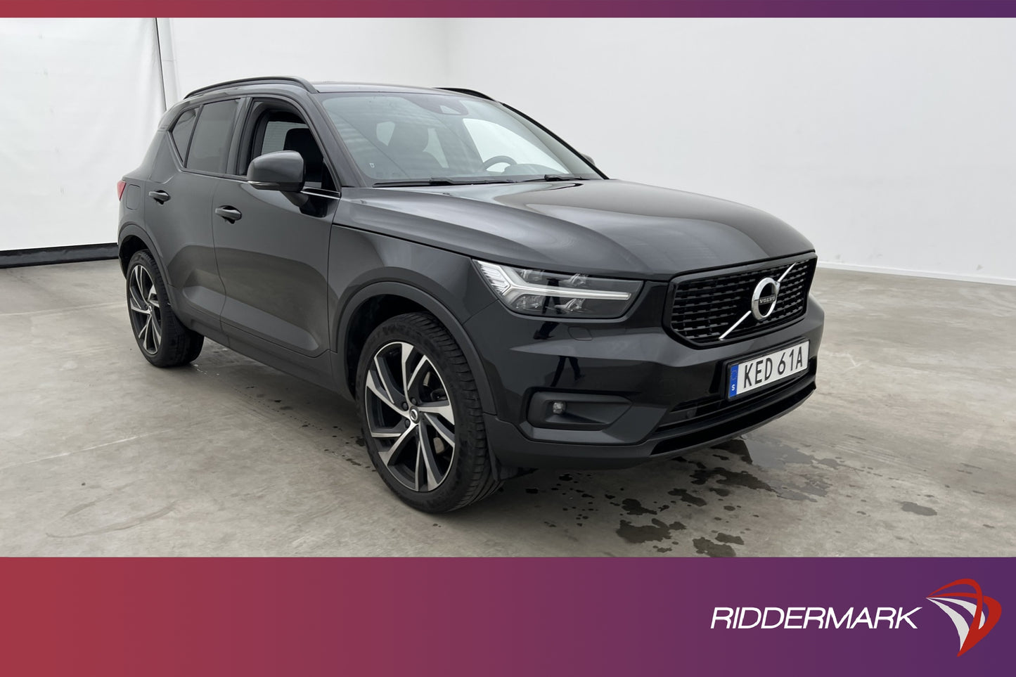 Volvo XC40 D4 AWD R-Design VOC Värmare Kamera Navi 20" Drag