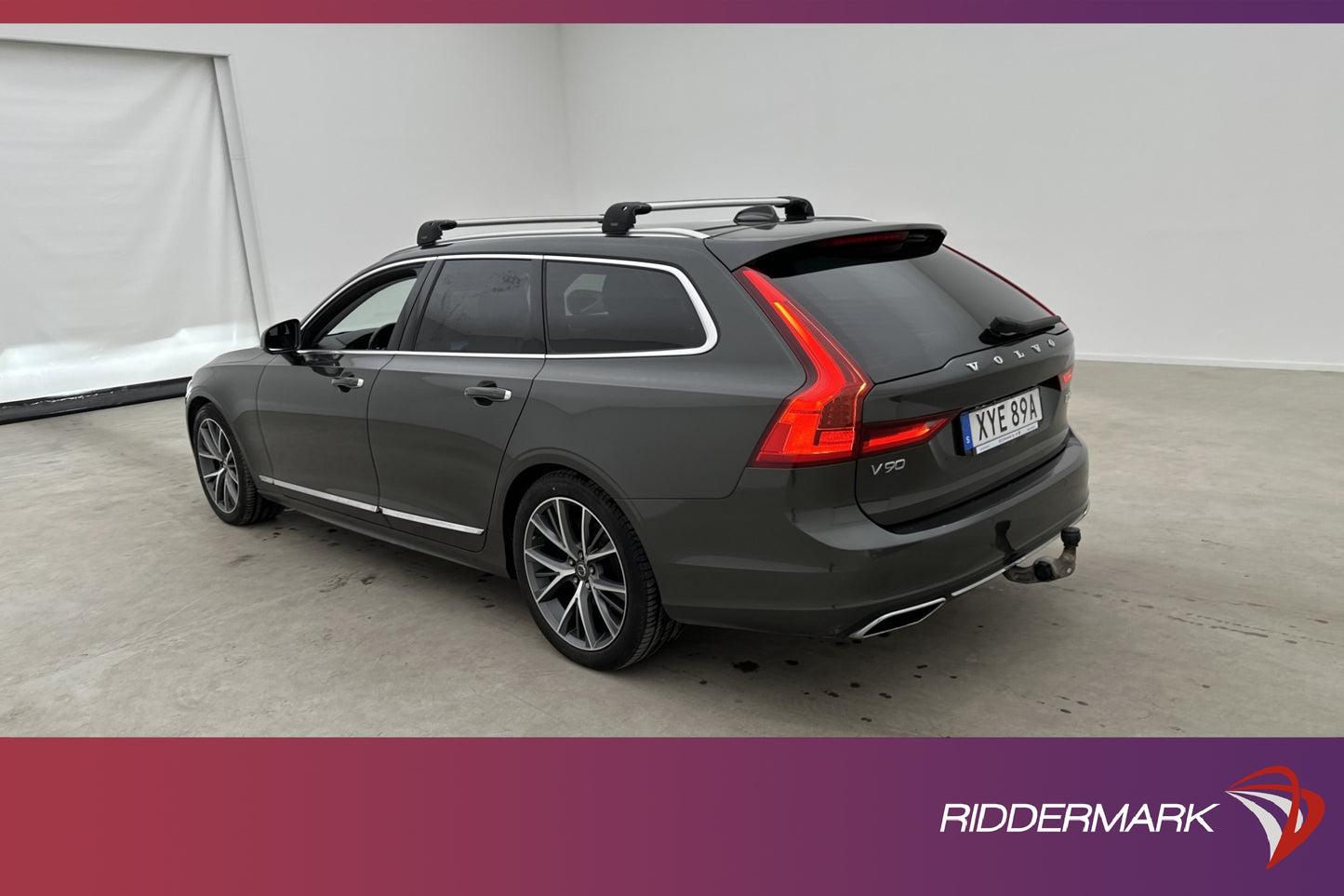 Volvo V90 D3 AWD Inscription VOC Värm H/K 360° Drag MOMS