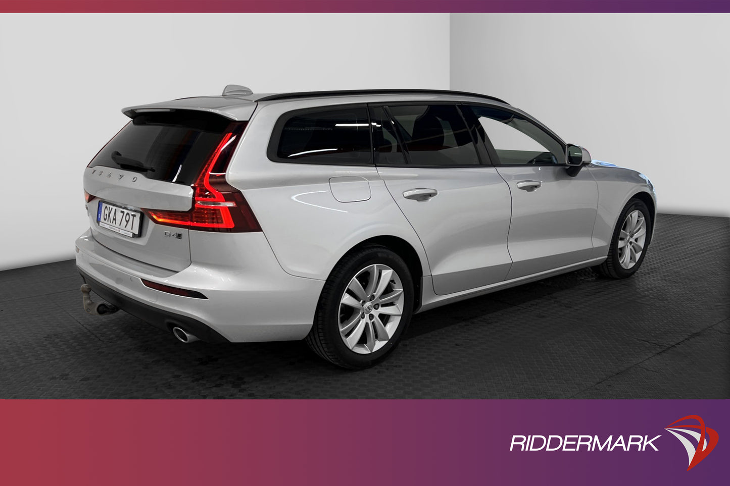 Volvo V60 D4 AWD 190hk Adv Edt Momentum Kamera Navi VOC Drag