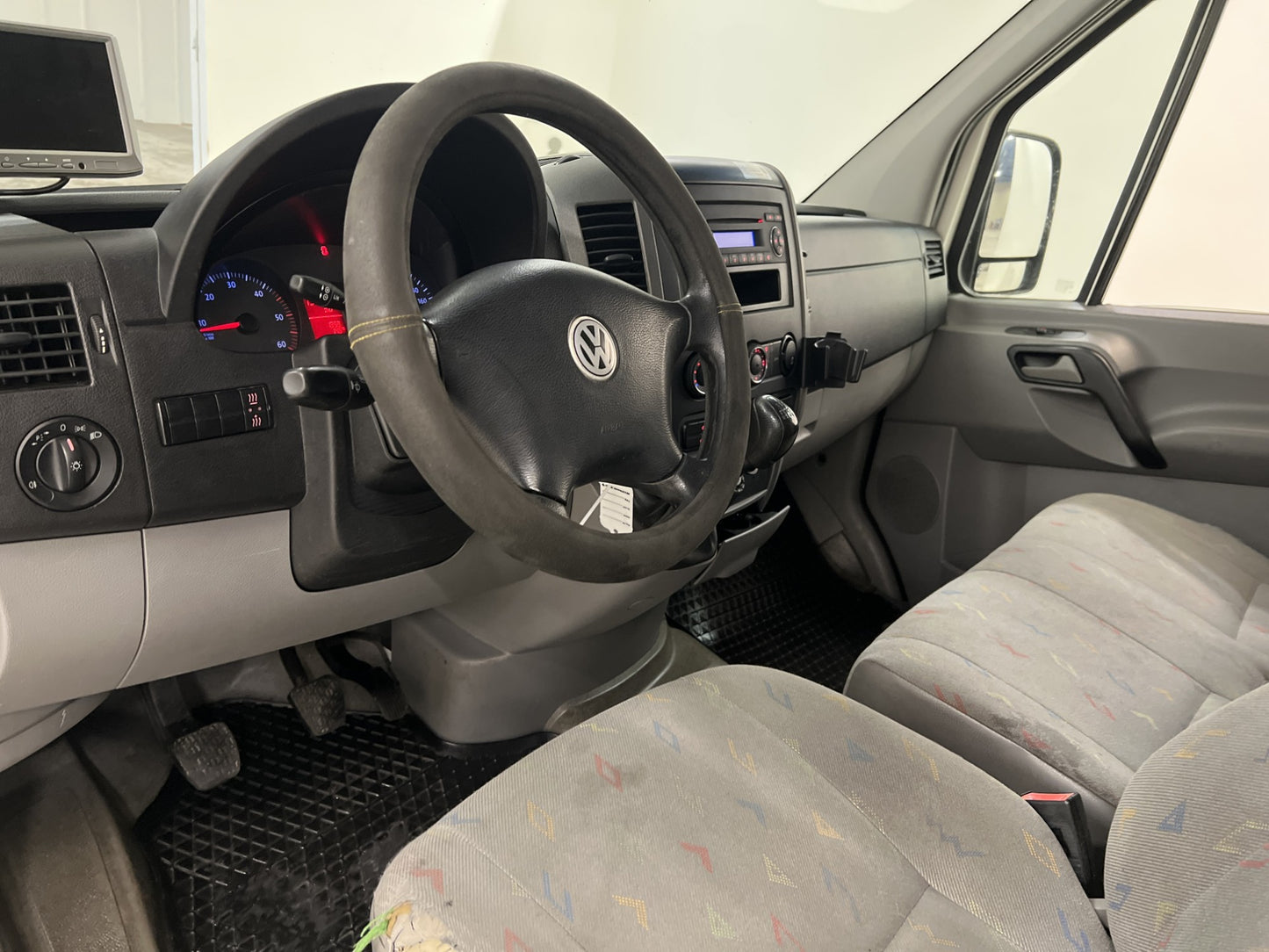 Volkswagen Crafter L2H2 2.5TDI Värmare Farthållare Dragkrok