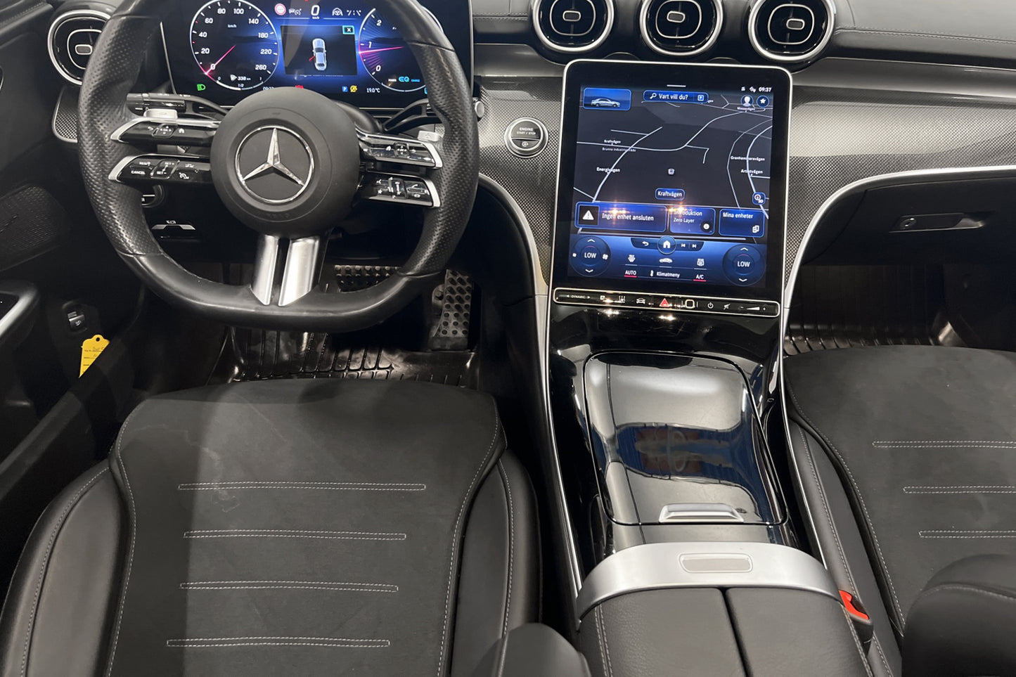 Mercedes-Benz C300 d 265hk Navi Panorama B-kamera Carplay