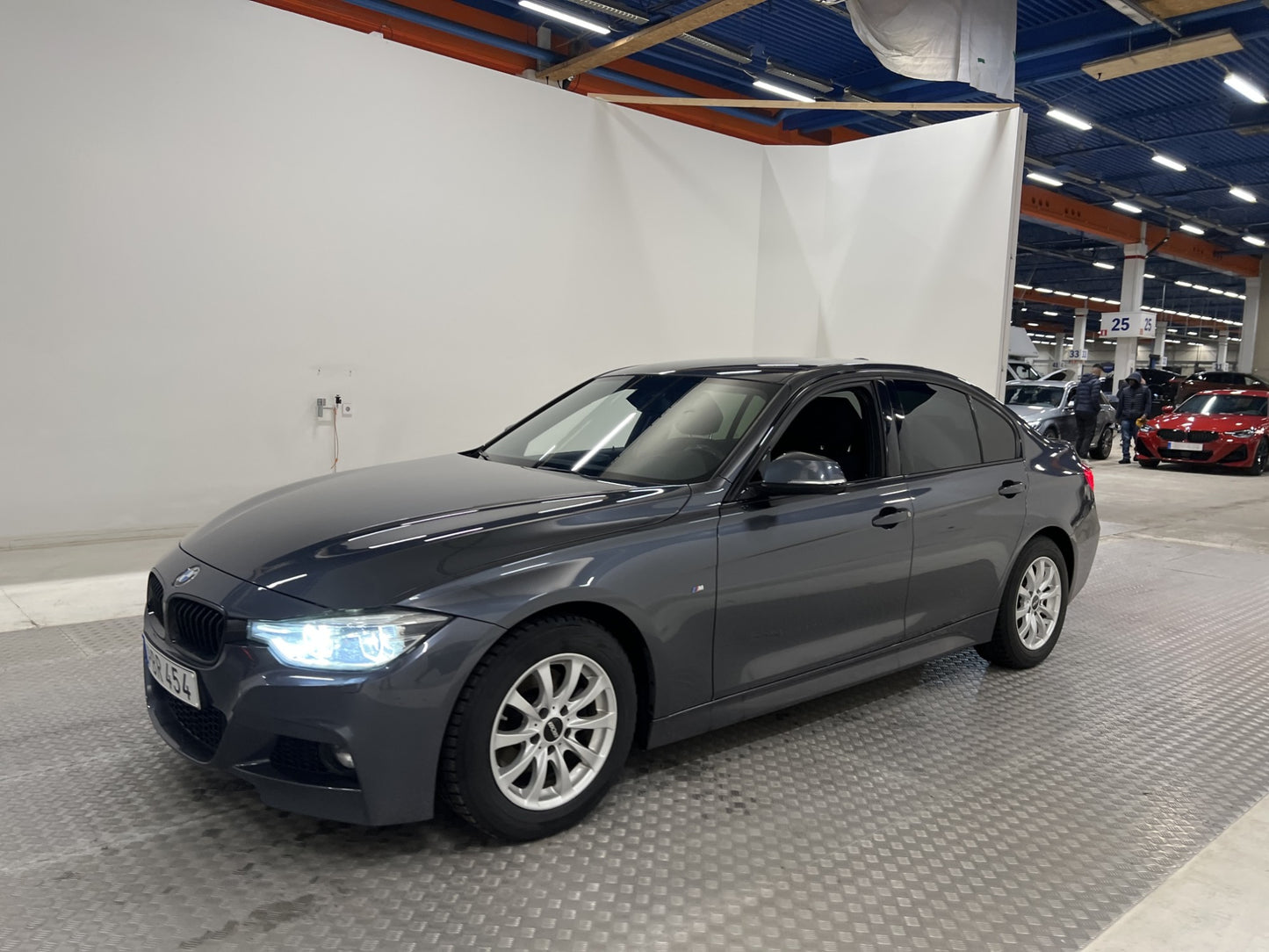 BMW 320d Sedan M Sport Shadow Line HiFi PDC Rattvärme 190hk