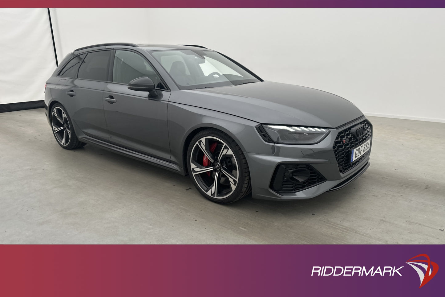 Audi RS 4 Quattro 450hk Milltek Pano B&O RS-Design Drag