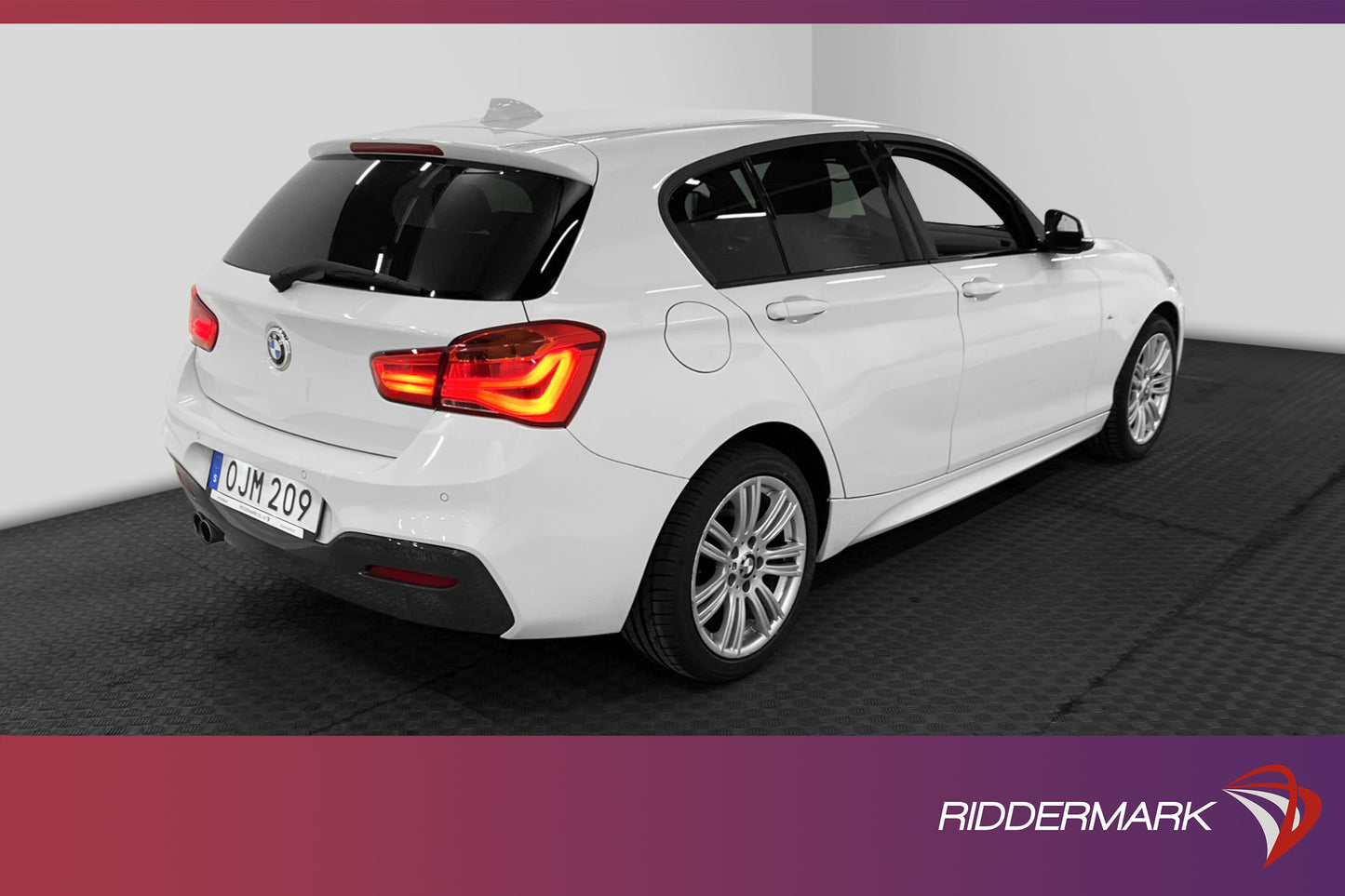 BMW 120 d xDrive 190hk M Sport Pano PDC Rattvärme Välservad