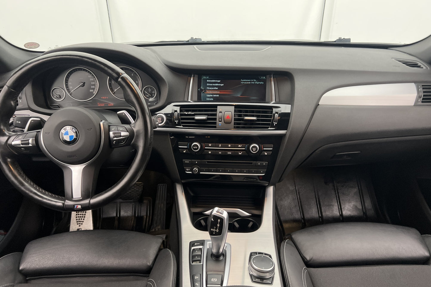 BMW X3 xDrive20d 190hk M Sport Sensorer Navi Drag Välservad