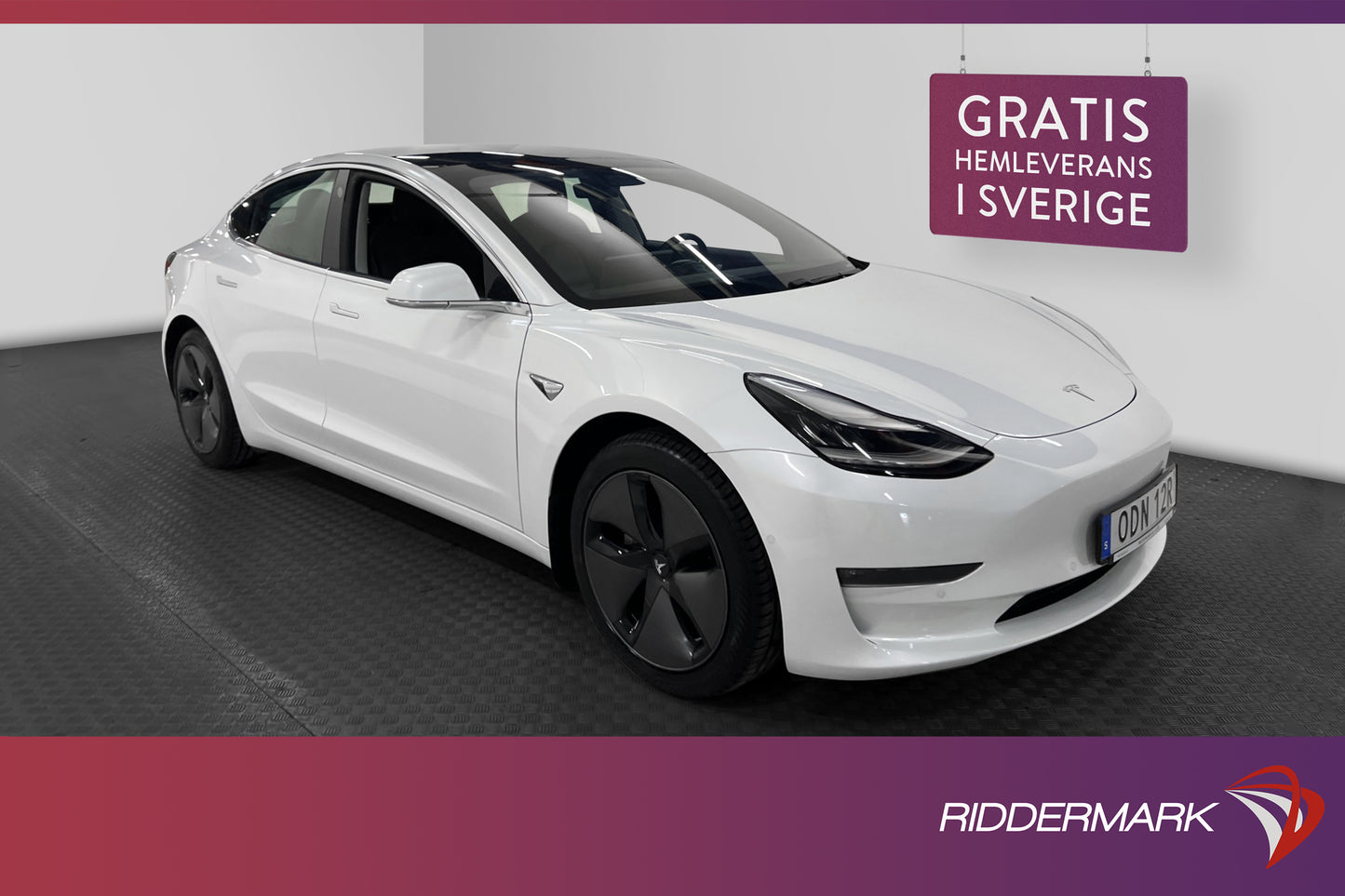 Tesla Model 3 Long Range AWD 440hk Svensksåld Autopilot FSD