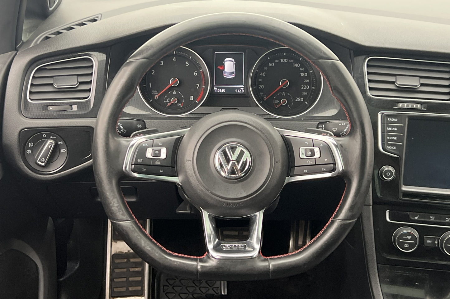 Volkswagen Golf GTI Performance 2.0 TSI Pano B-kamera 230hk