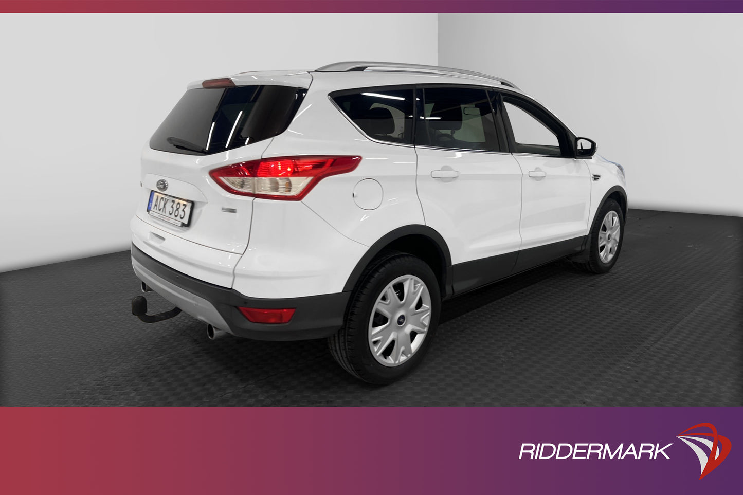 Ford Kuga 1.6 EcoBoost 150hk P-sensorer Dragkrok 1-brukare