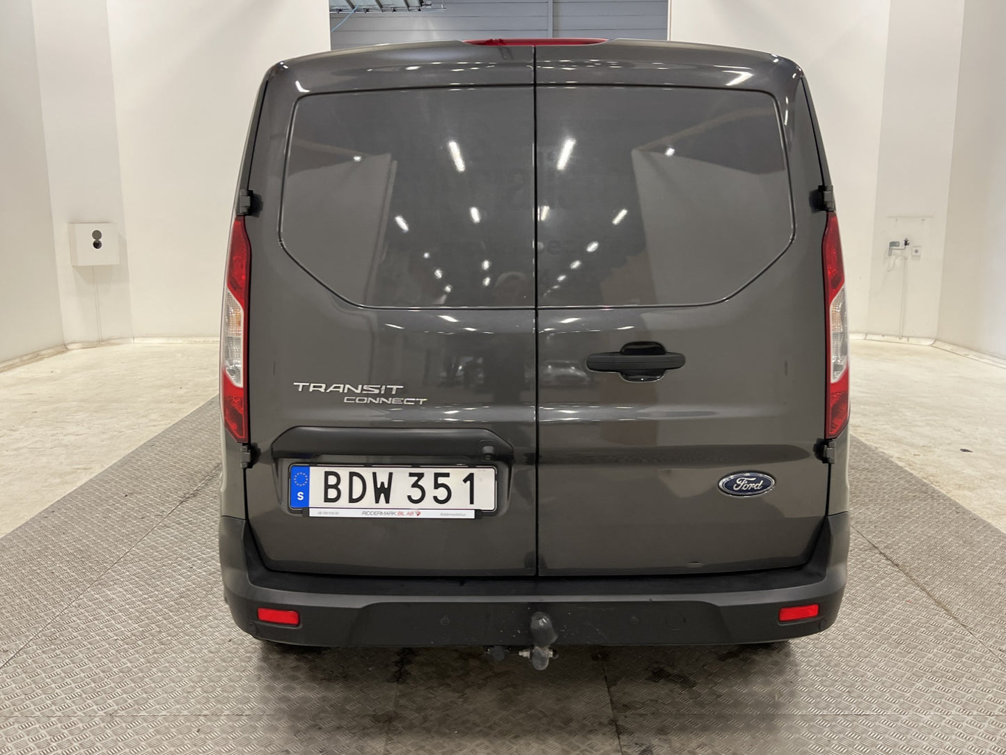 Ford Transit Connect LWB 100hk Värmare Drag B-Kamera Moms