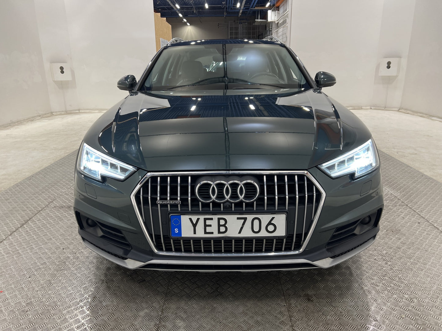 Audi A4 Allroad TDI Q 218hk Pano B&O Cockpit 360° HUD Drag