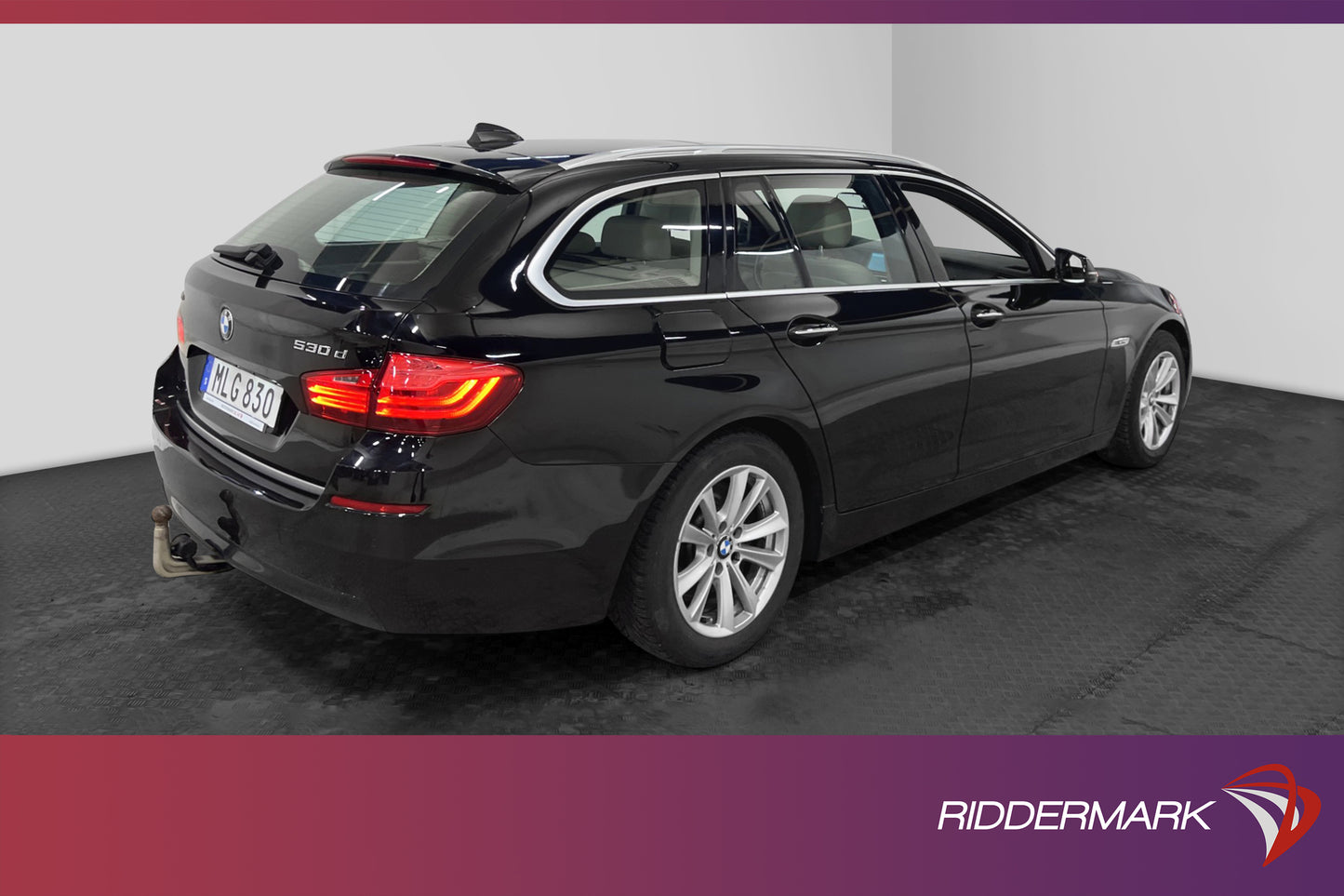 BMW 530 d xDrive 258hk Modern Line Navi Pano Skinn Drag