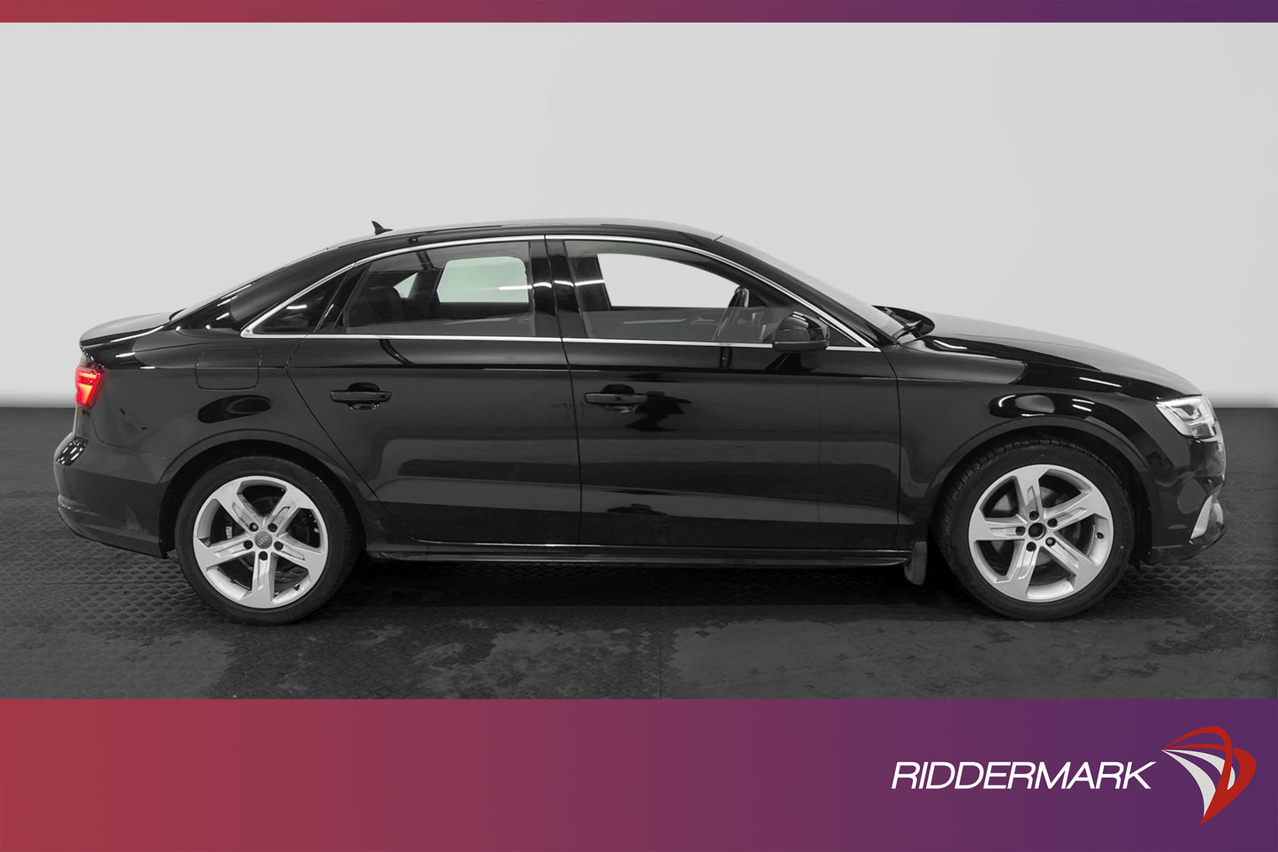 Audi A3 Sedan 1.0 TFSI Proline Cockpit Navi PDC 116hk