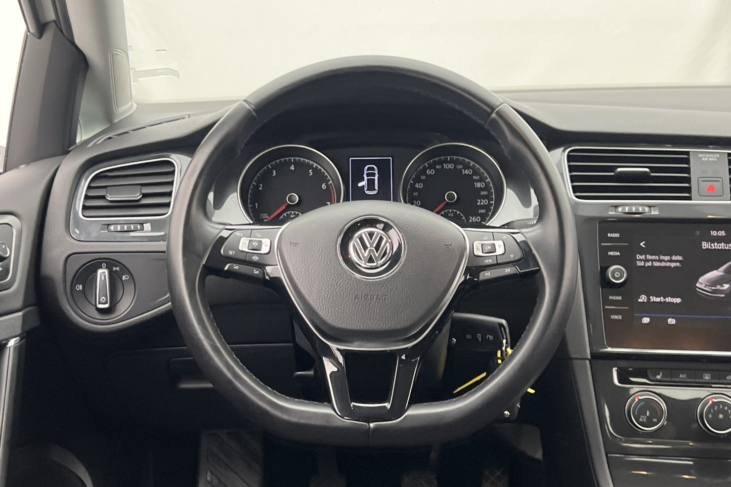 Volkswagen Golf 1.0 TSI 115hk Style Driver-Assist CarPlay