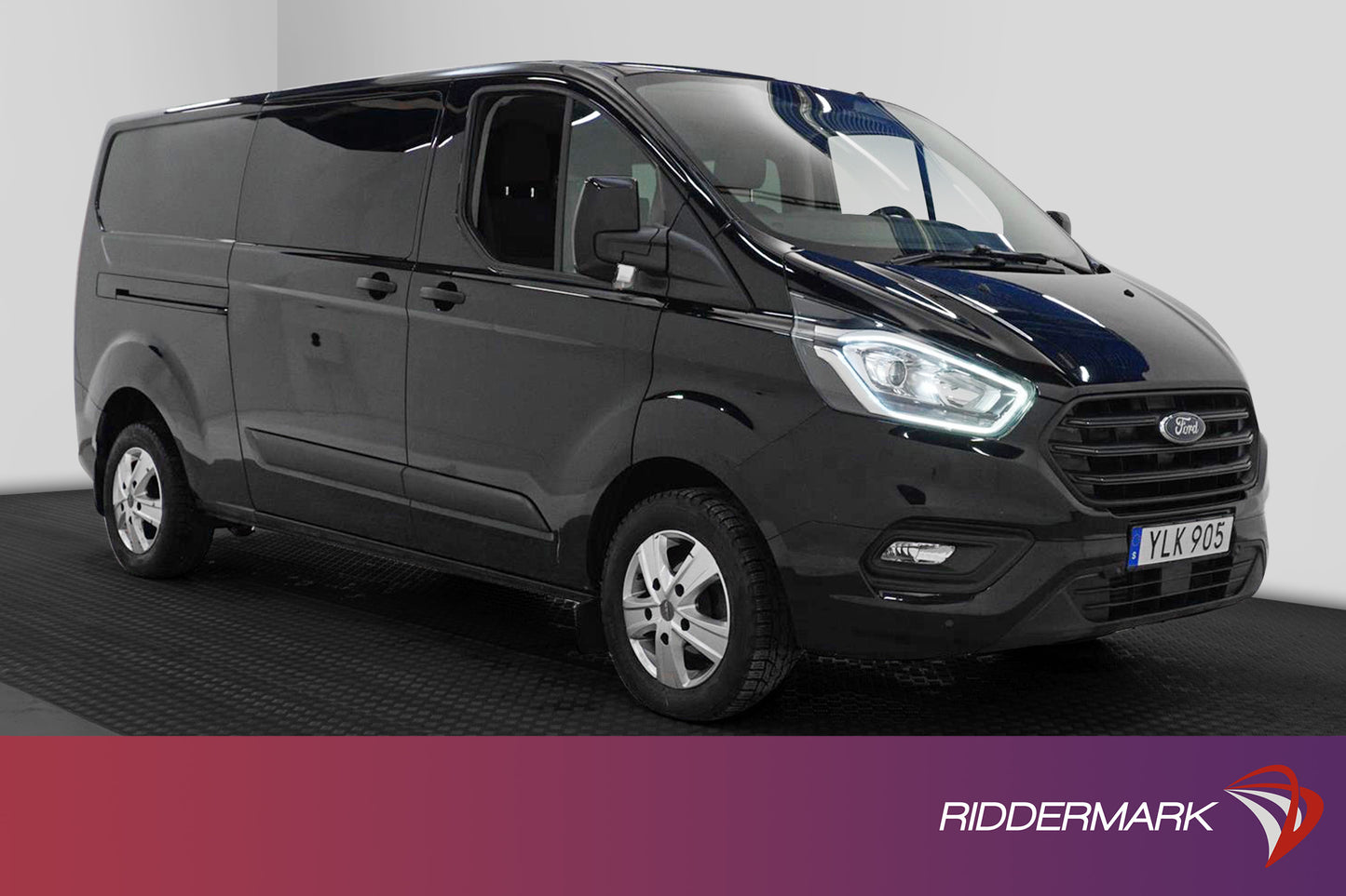 Ford Transit Custom CrewVan L2 Värmare Drag 1-Brukare Moms