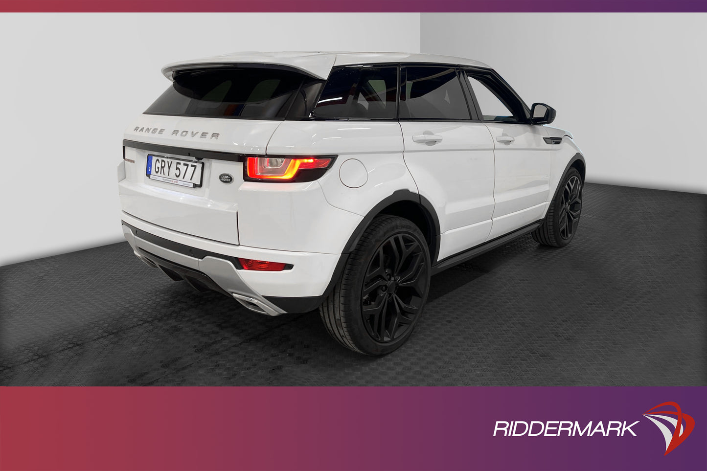 Range Rover Evoque 2.0 TD4 180hk AWD  Dynamic Skinn Pano