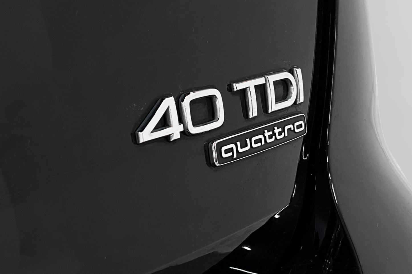 Audi A4 40 TD Q 2.0 TDI 190hk S-Line D-Värm M-värm Drag