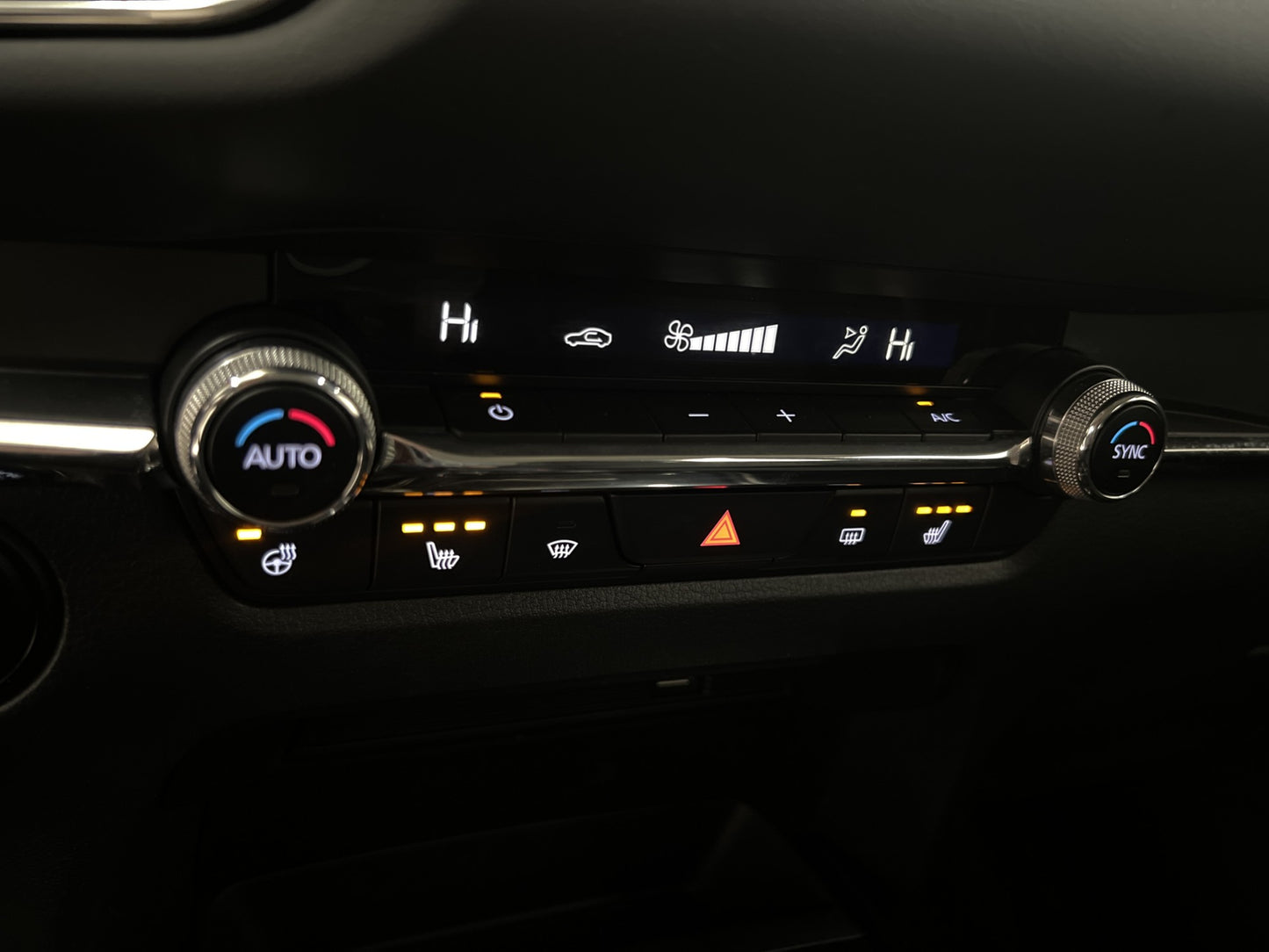 Mazda CX-30 SKYACTIV-X M Hybrid Vision HUD Rattvärm Kamera