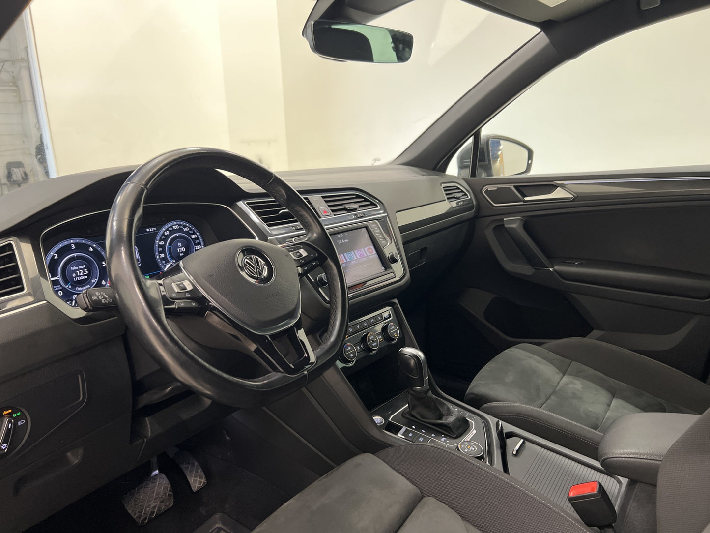 Volkswagen Tiguan 4M GTS 240hk R-Line Cockpit Värm Dynaudio