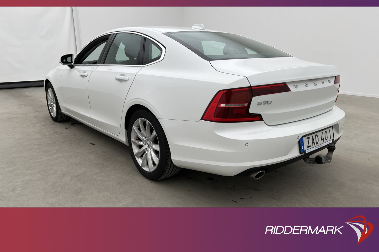 Volvo S90 D4 AWD Advanced Edt VOC Värmare Navi Keyless Drag