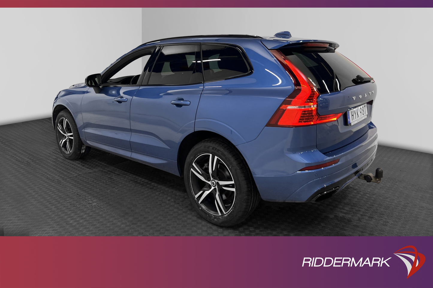 Volvo XC60 B4 AWD 197hk R-Design VOC Teknik Värm 360° Drag