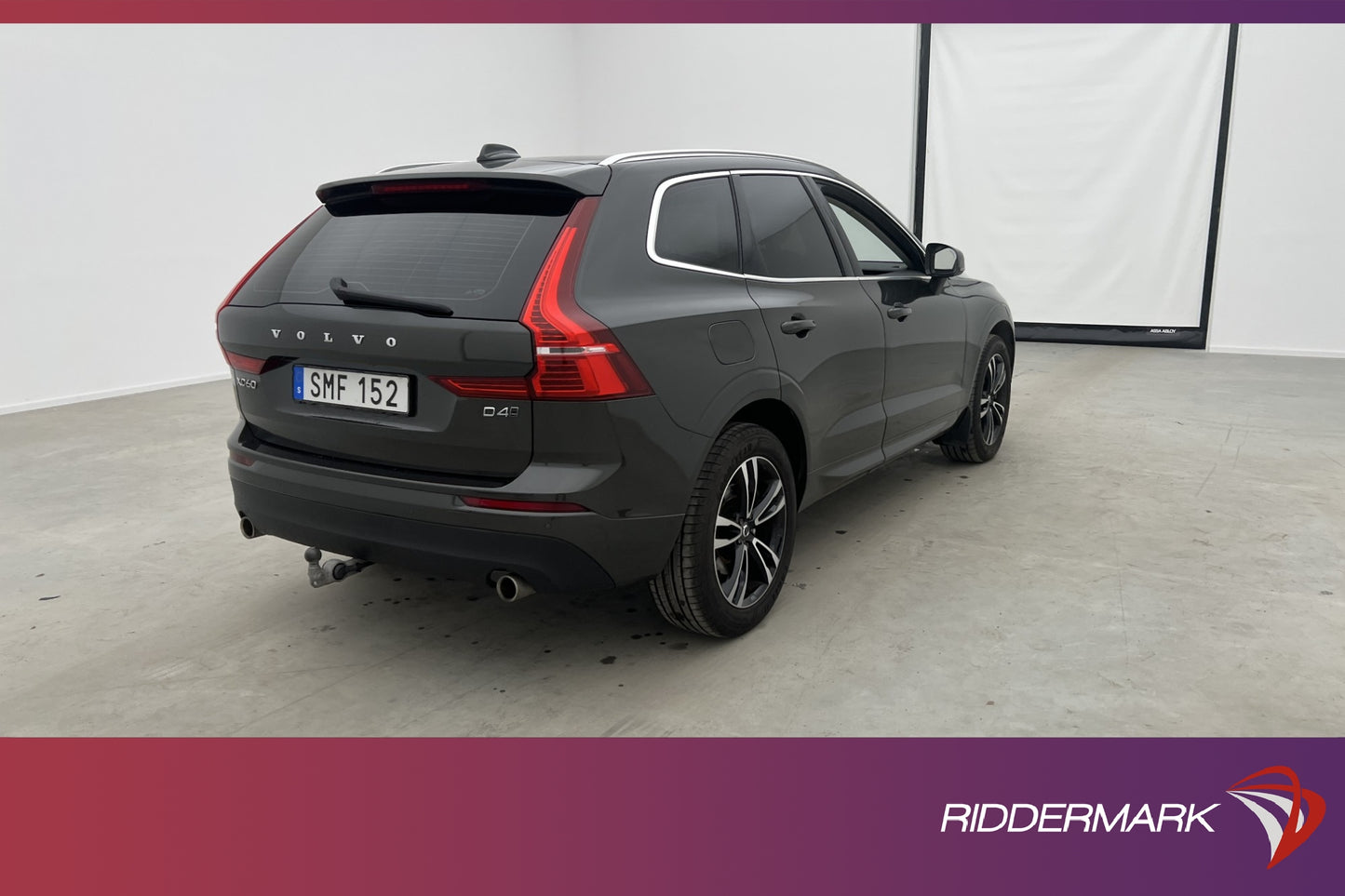 Volvo XC60 D4 190hk AWD Momentum D-Värm VOC B-Kamera Navi