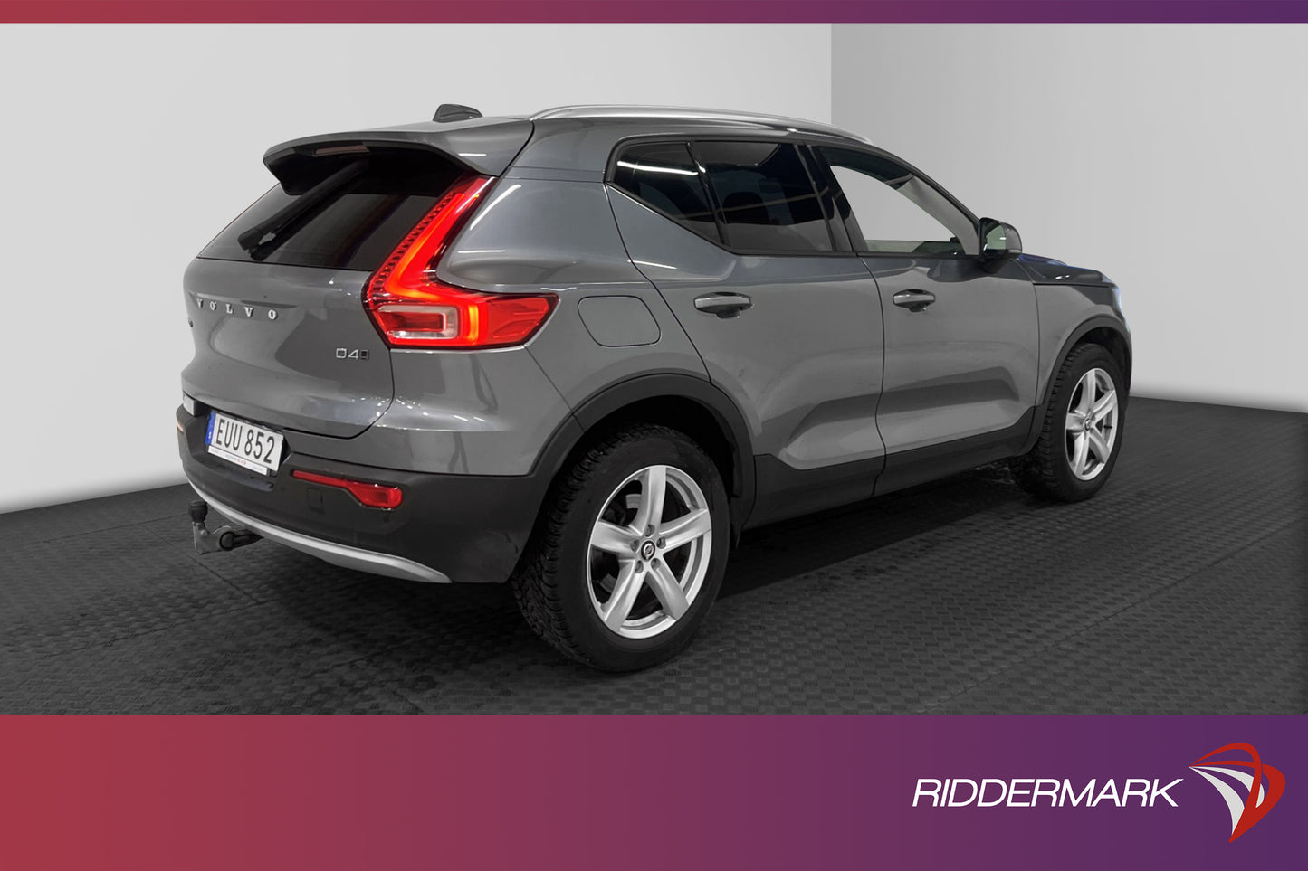 Volvo XC40 D4 AWD 190hk Momentum VOC D-värme Skinn Navi