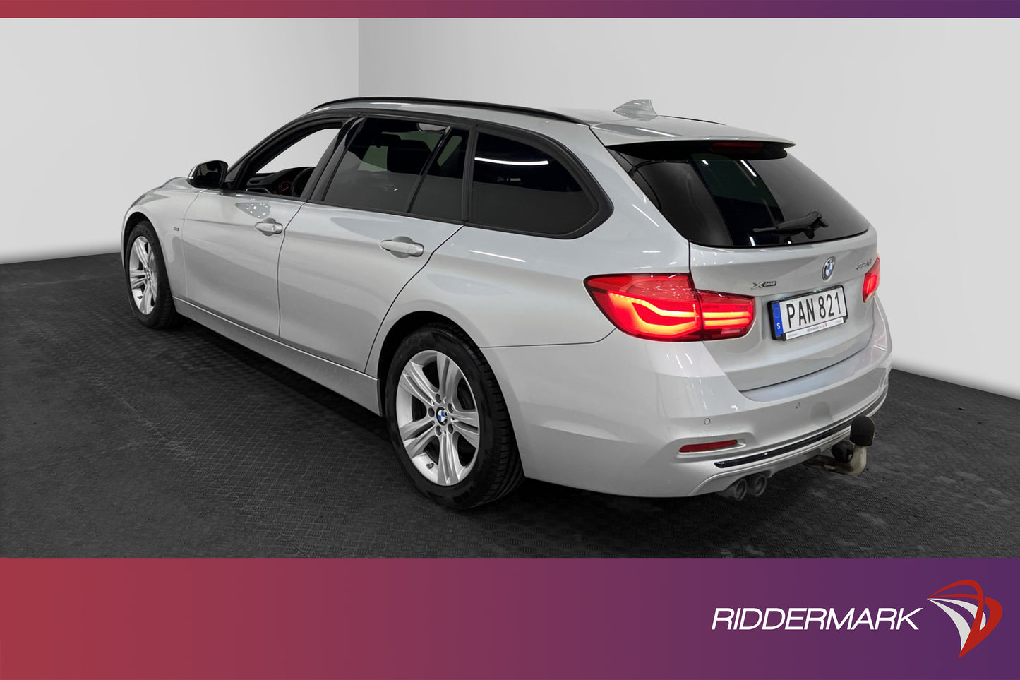 BMW 320d xDrive Touring Sport line Dragkrok PDC Nyserv 190hk