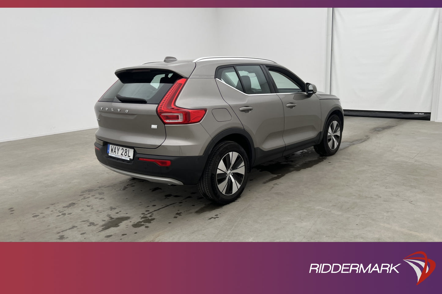 Volvo XC40 T4 Recharge TwEn 211hk Momentum 360 CarPlay Navi