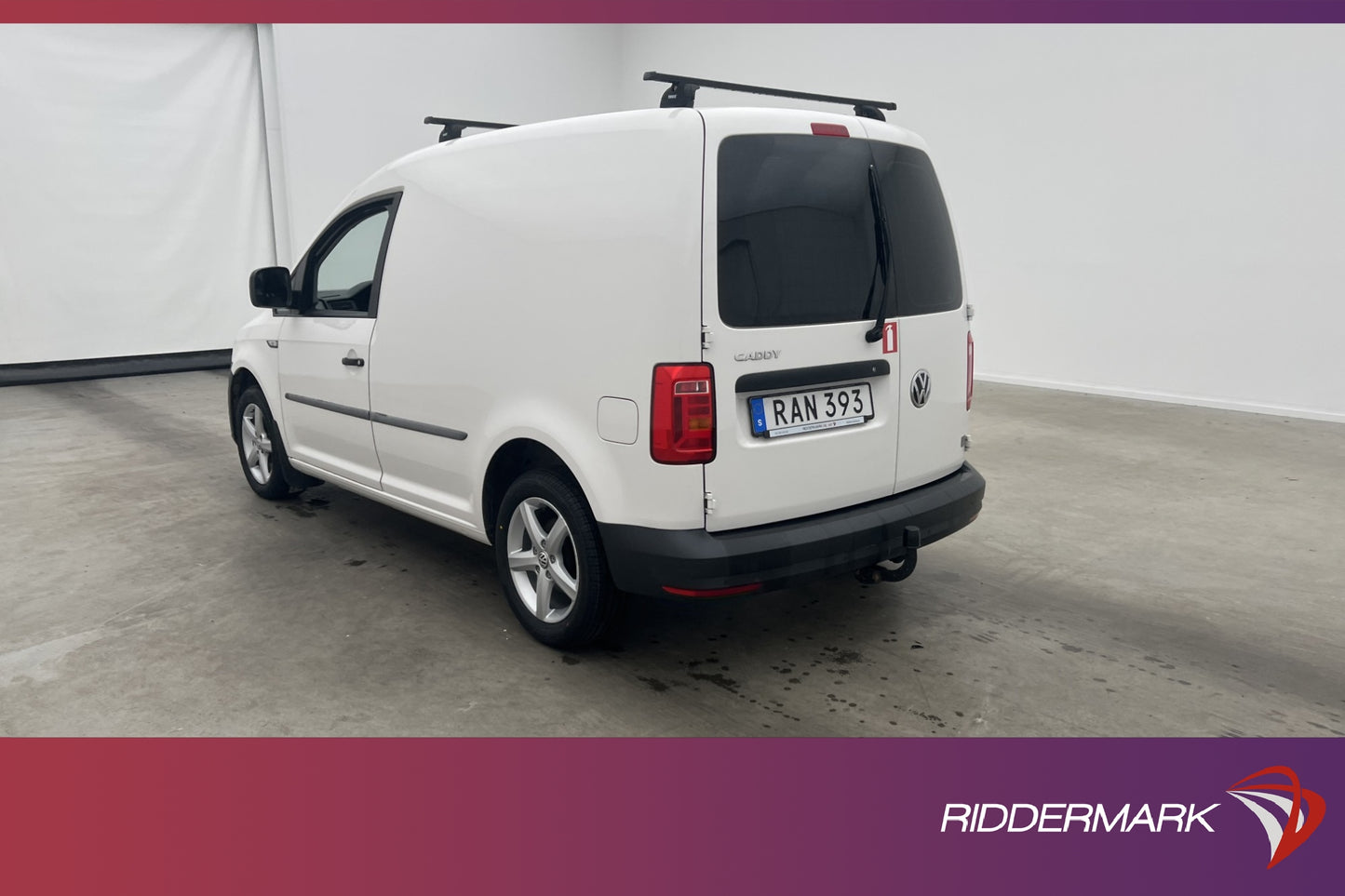 Volkswagen Caddy 2.0TDI DSG Värmare Dragkrok PDC Moms